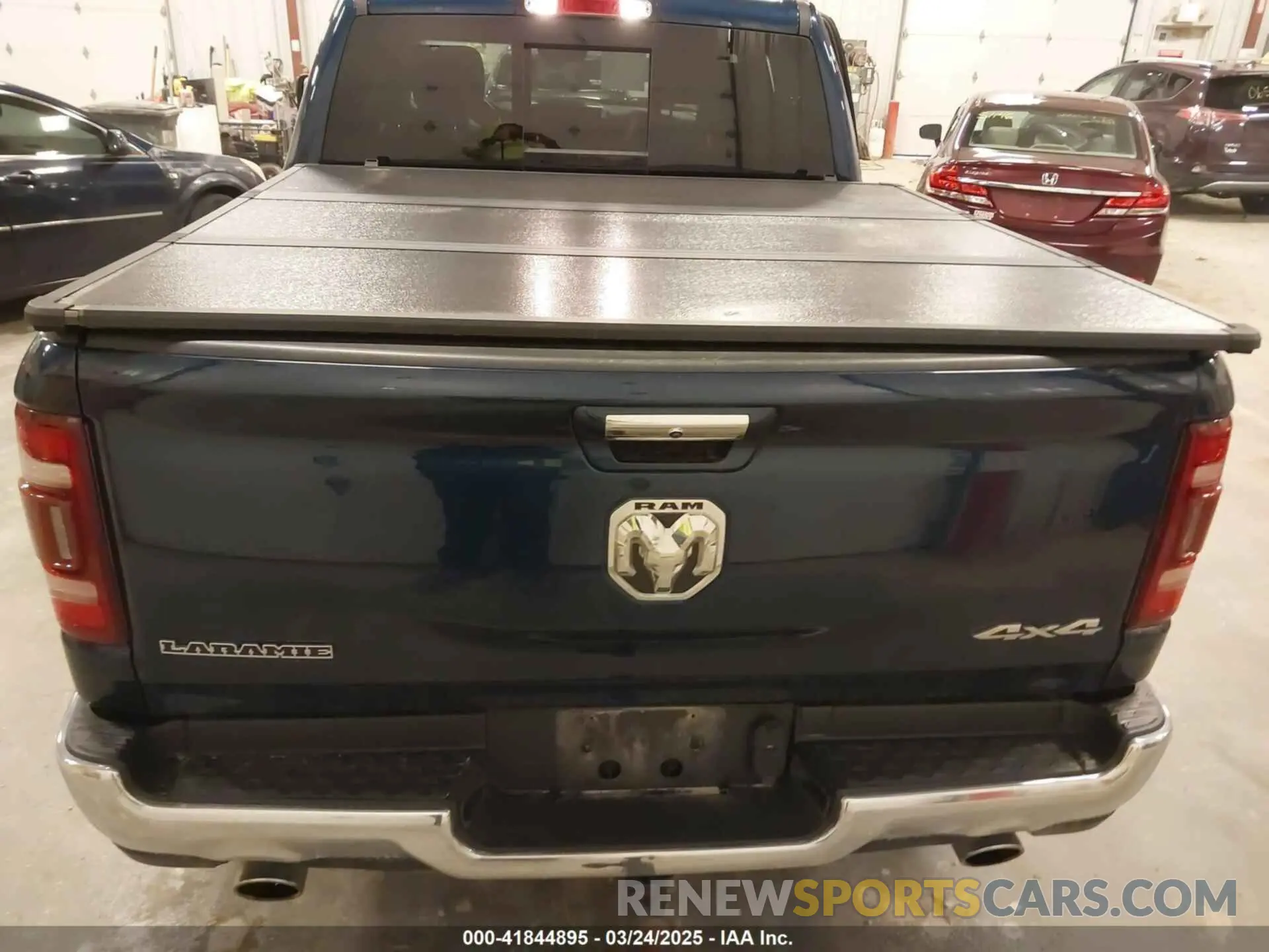 16 Photograph of a damaged car 1C6SRFJT6MN659212 RAM 1500 2021