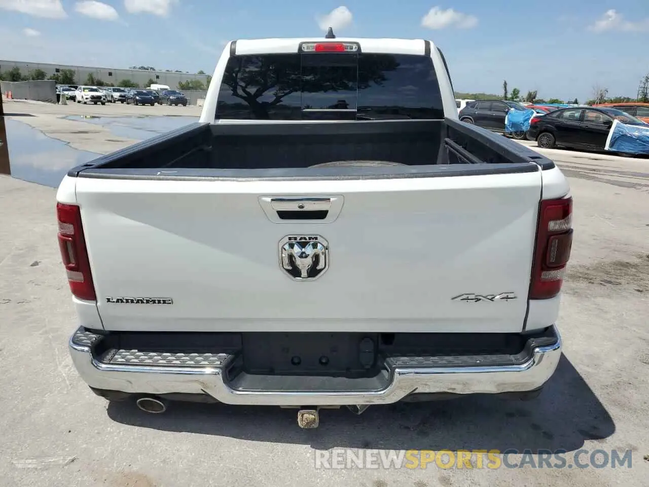 6 Photograph of a damaged car 1C6SRFJT6MN671165 RAM 1500 2021