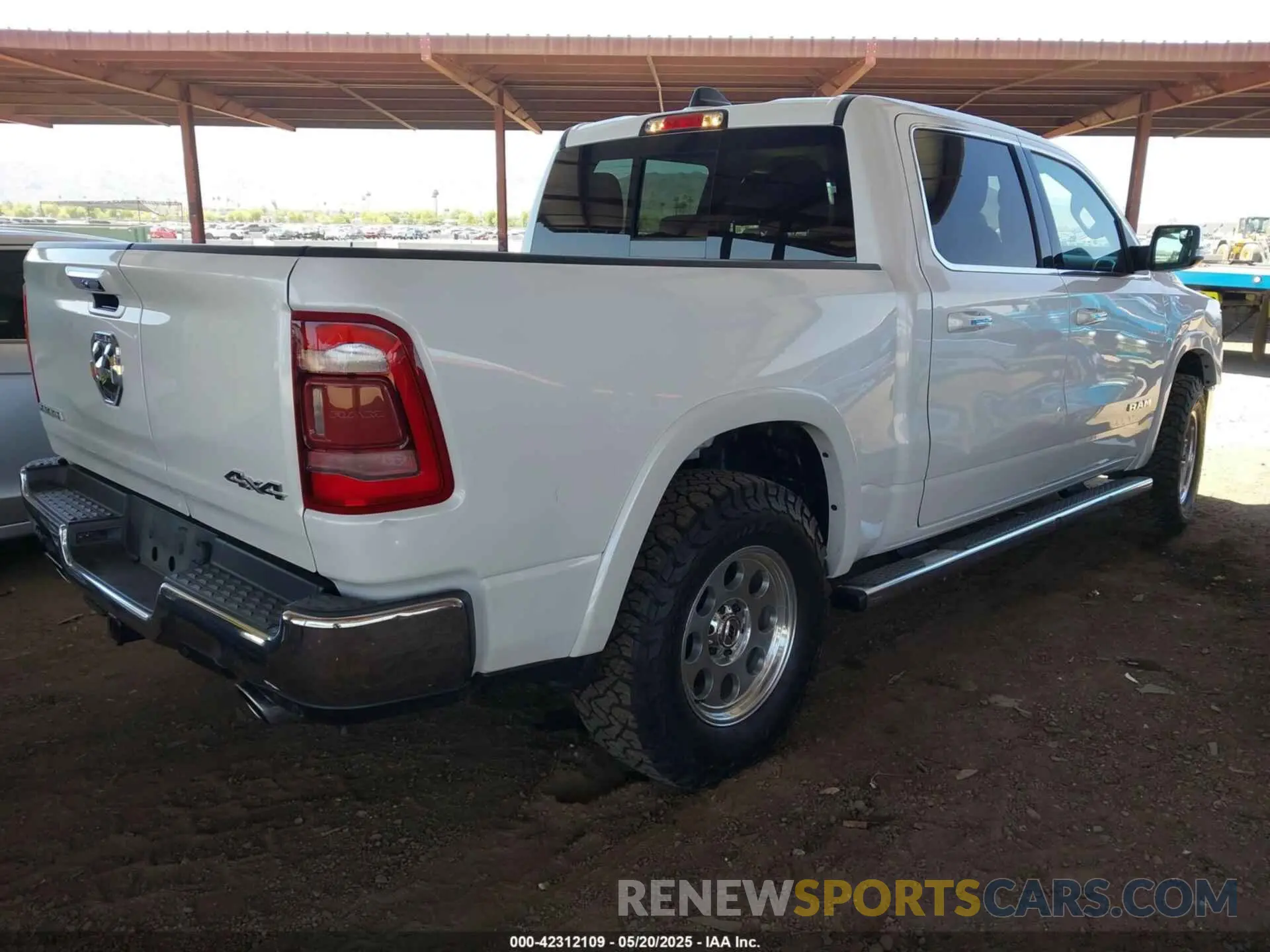 4 Фотография поврежденного автомобиля 1C6SRFJT8MN524720 RAM 1500 2021
