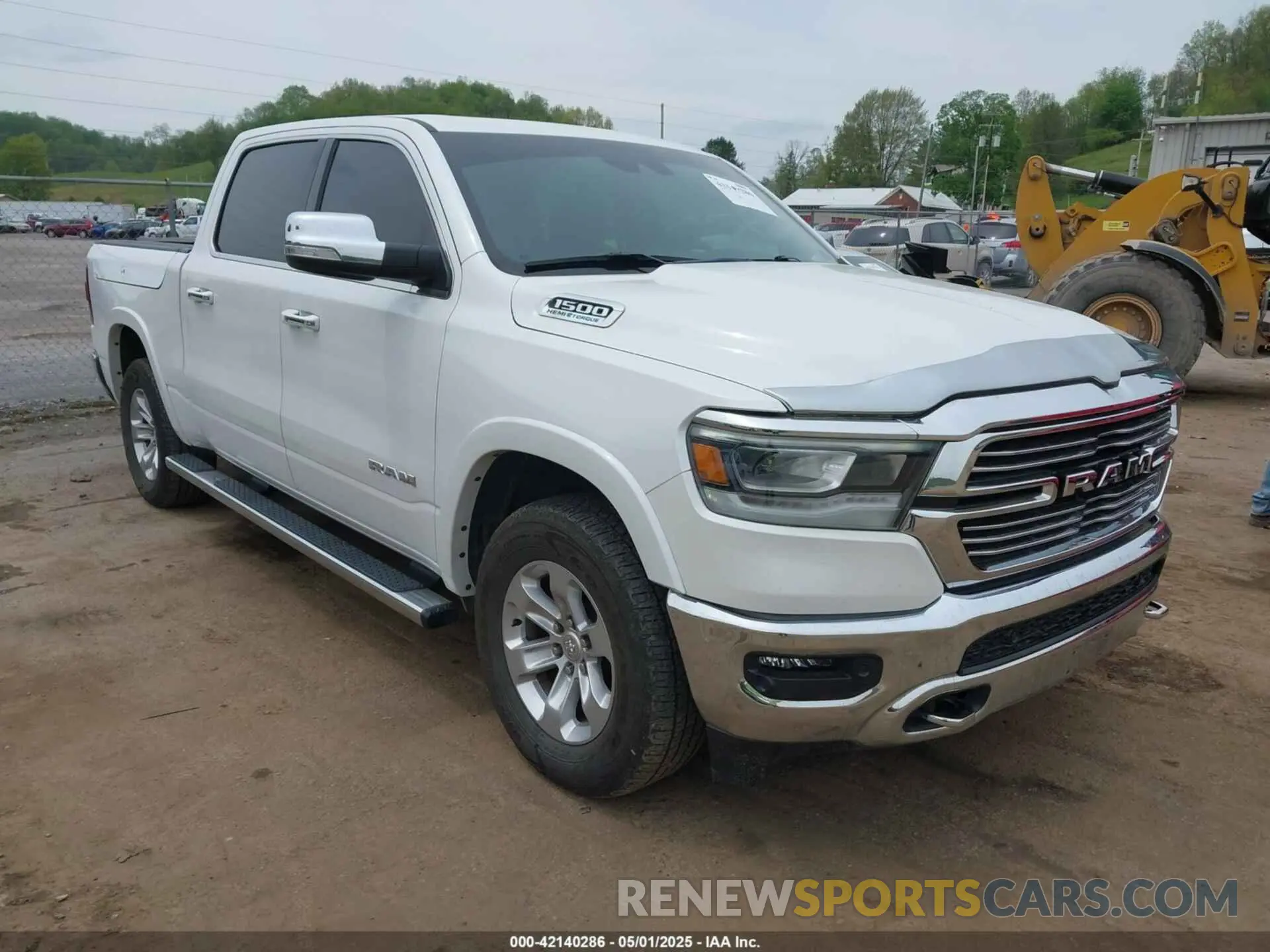 1 Photograph of a damaged car 1C6SRFJT9MN576017 RAM 1500 2021