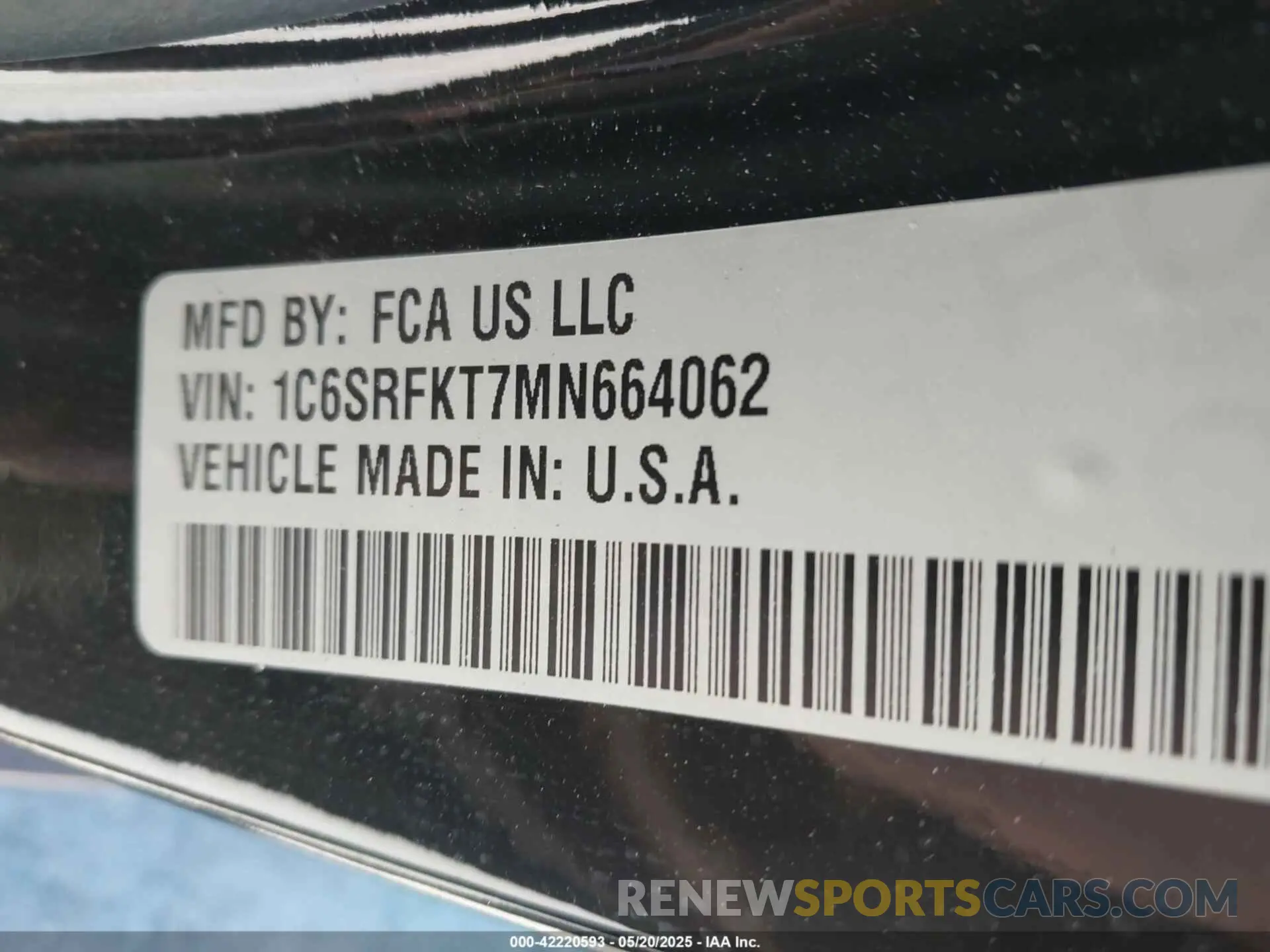 9 Photograph of a damaged car 1C6SRFKT7MN664062 RAM 1500 2021