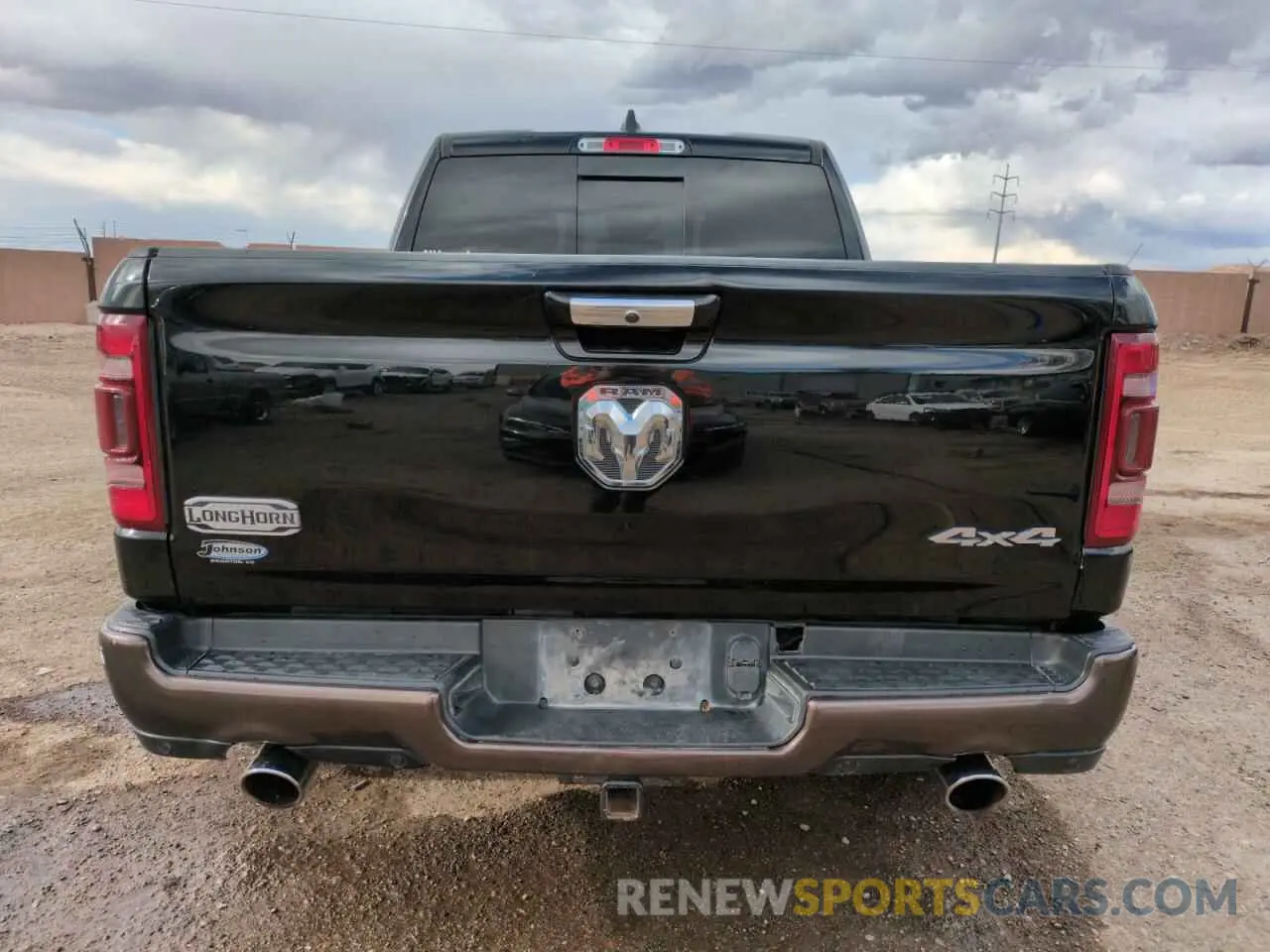 6 Photograph of a damaged car 1C6SRFKT8MN504868 RAM 1500 2021