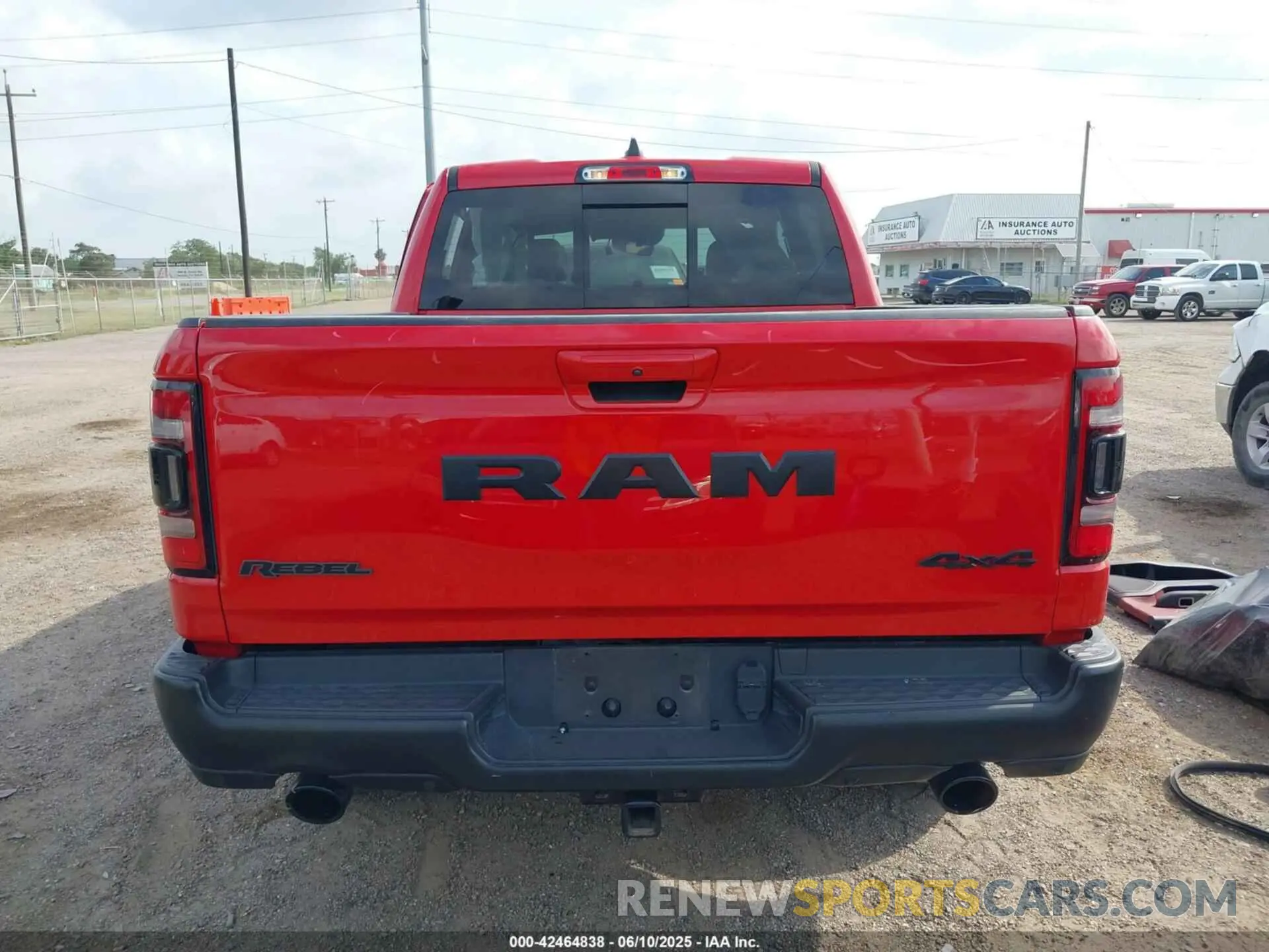 17 Photograph of a damaged car 1C6SRFLT8MN595963 RAM 1500 2021