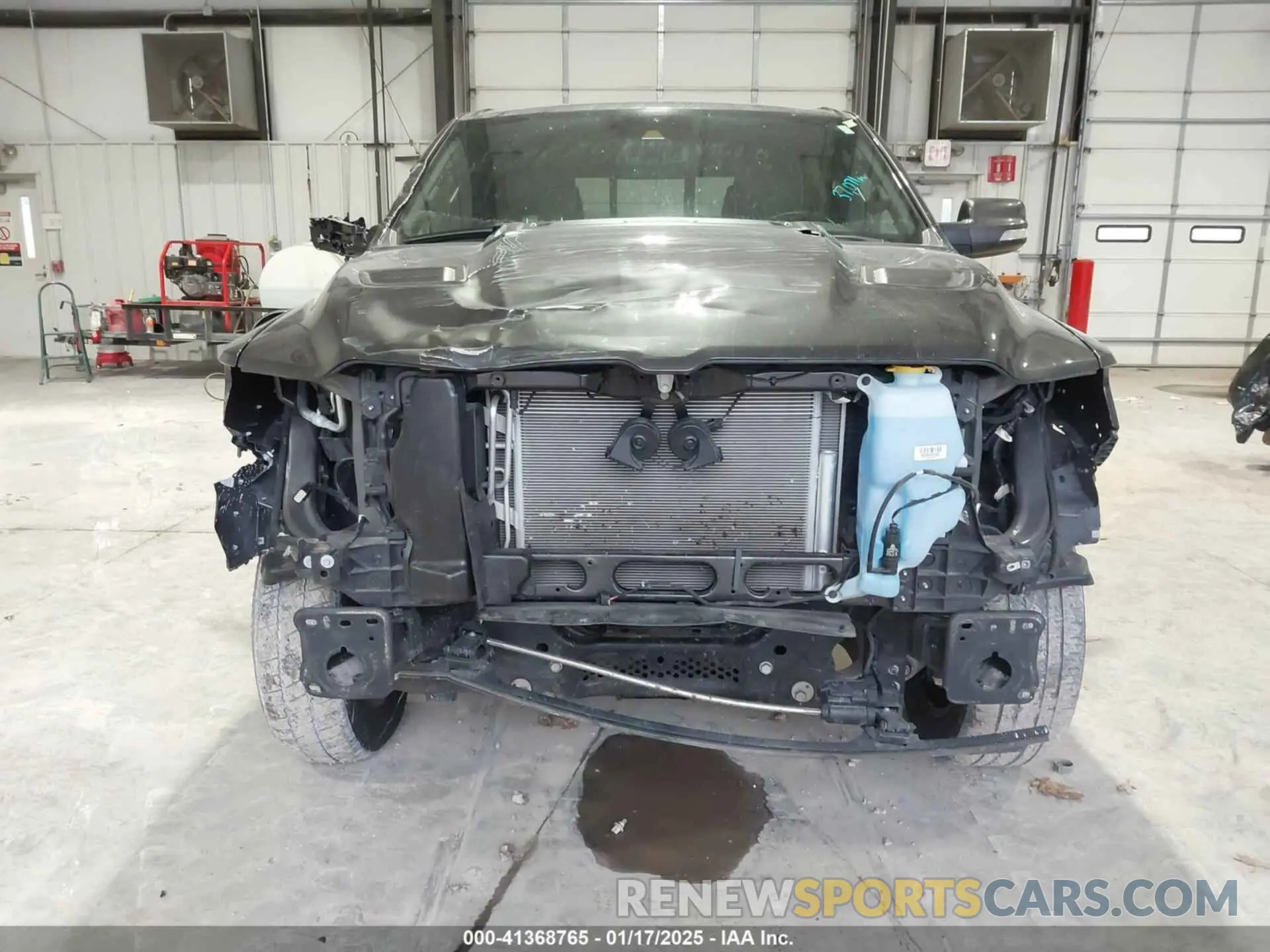 12 Фотография поврежденного автомобиля 1C6SRFRT7MN752356 RAM 1500 2021