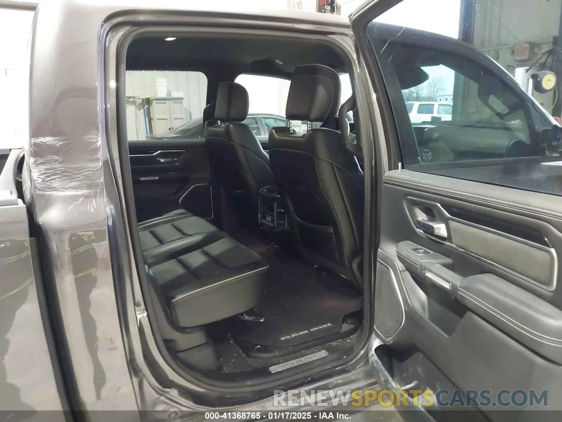 8 Фотография поврежденного автомобиля 1C6SRFRT7MN752356 RAM 1500 2021