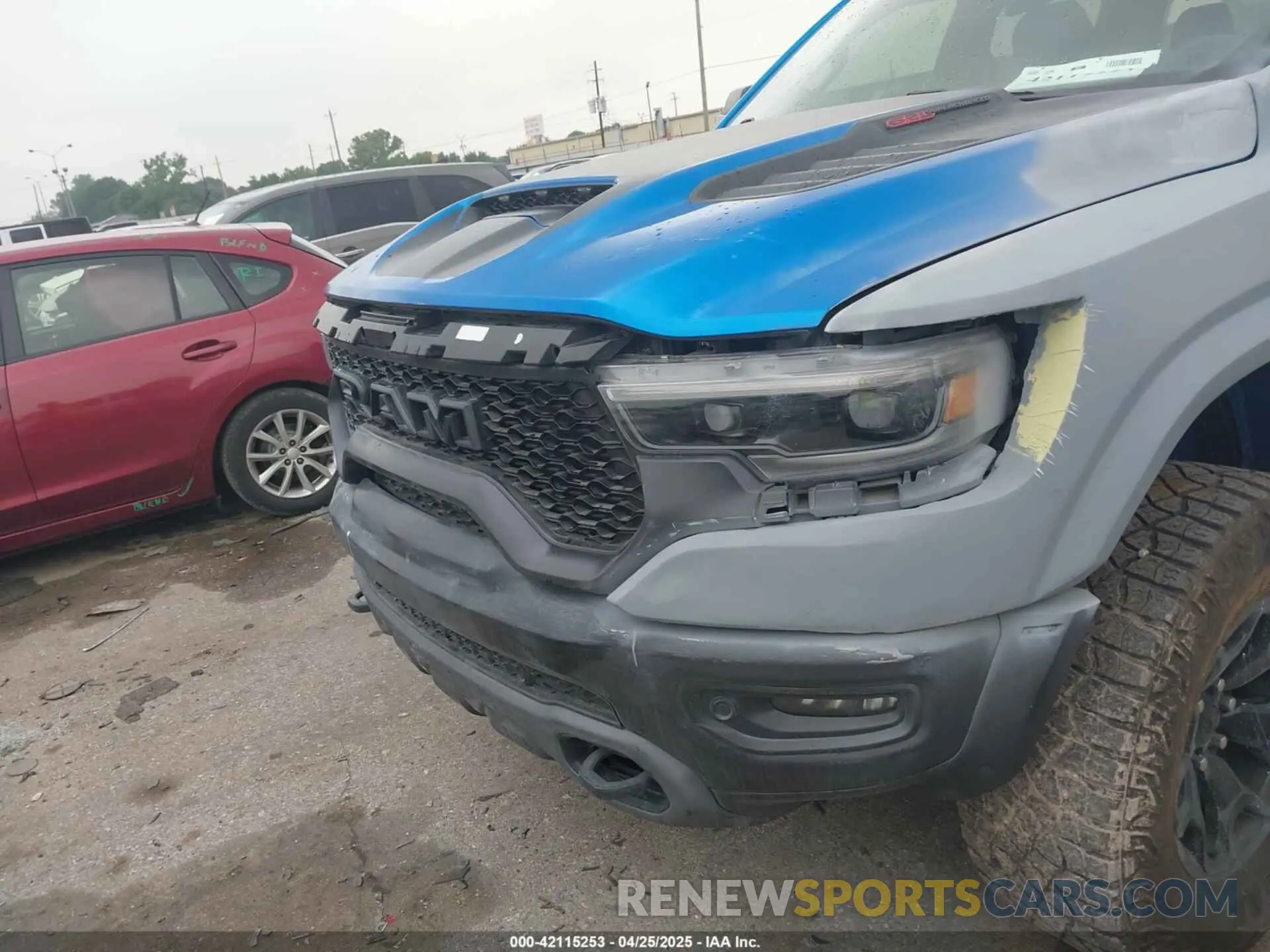 17 Photograph of a damaged car 1C6SRFU91MN790158 RAM 1500 2021