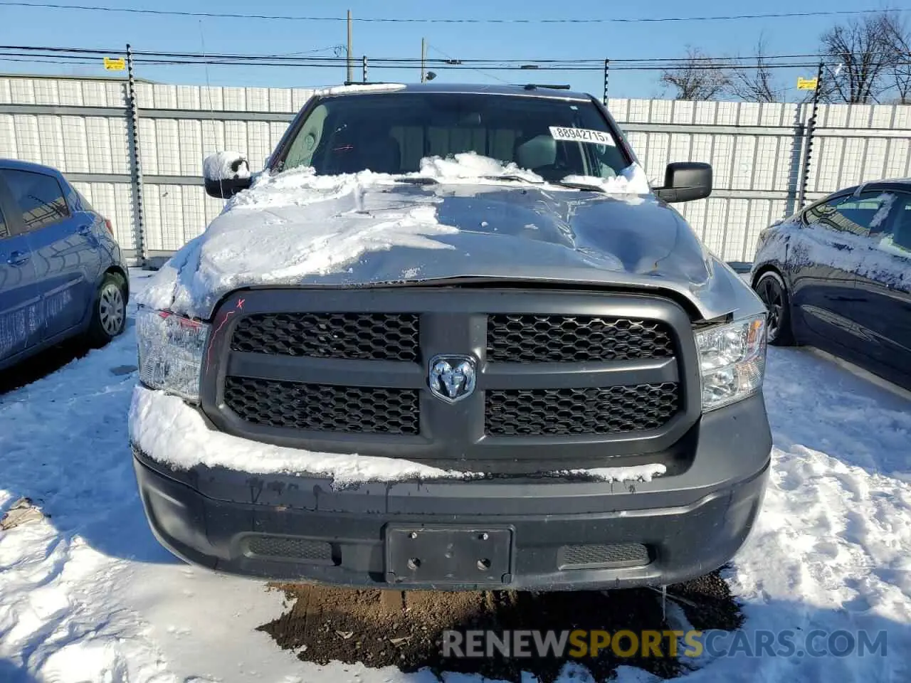 5 Photograph of a damaged car 3C6JR7AG2MG635289 RAM 1500 2021