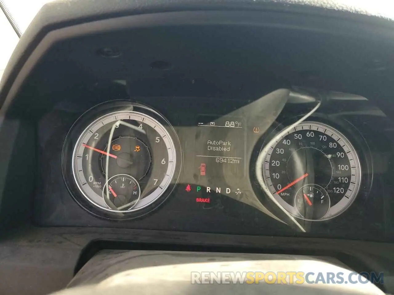 9 Фотография поврежденного автомобиля 3C6RR7KT3MG685648 RAM 1500 2021