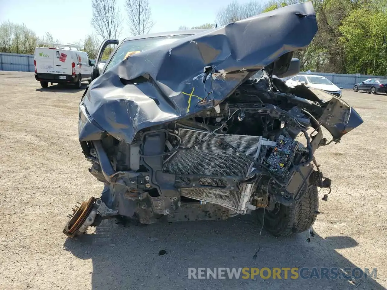 5 Photograph of a damaged car 3C6RR7KT5MG615049 RAM 1500 2021