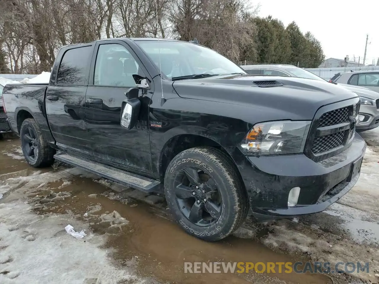 4 Фотография поврежденного автомобиля 3C6RR7KT9MG708575 RAM 1500 2021