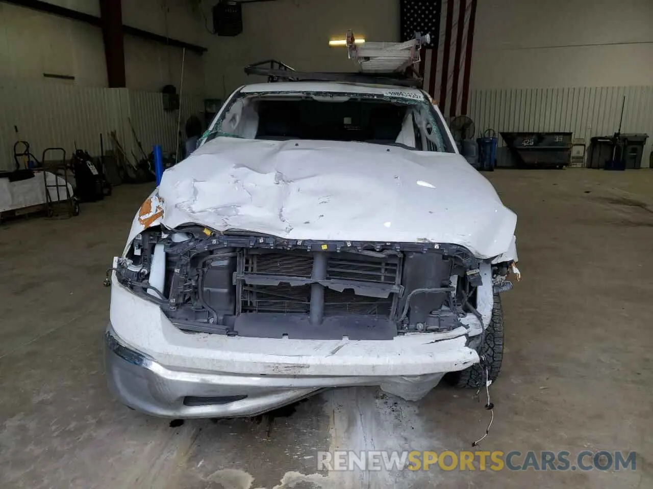 5 Photograph of a damaged car 1C6RR6FG0NS154747 RAM 1500 2022