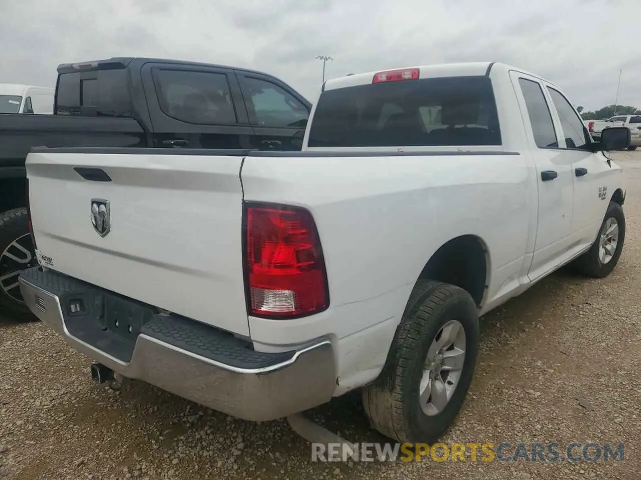 3 Photograph of a damaged car 1C6RR6FG4NS170546 RAM 1500 2022