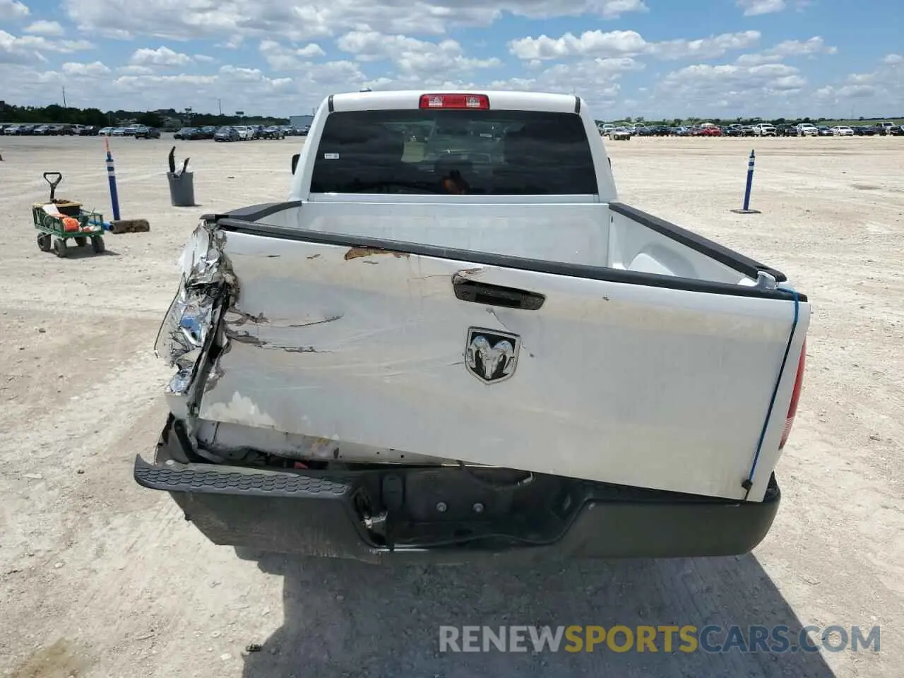 6 Photograph of a damaged car 1C6RR6FG7NS161596 RAM 1500 2022