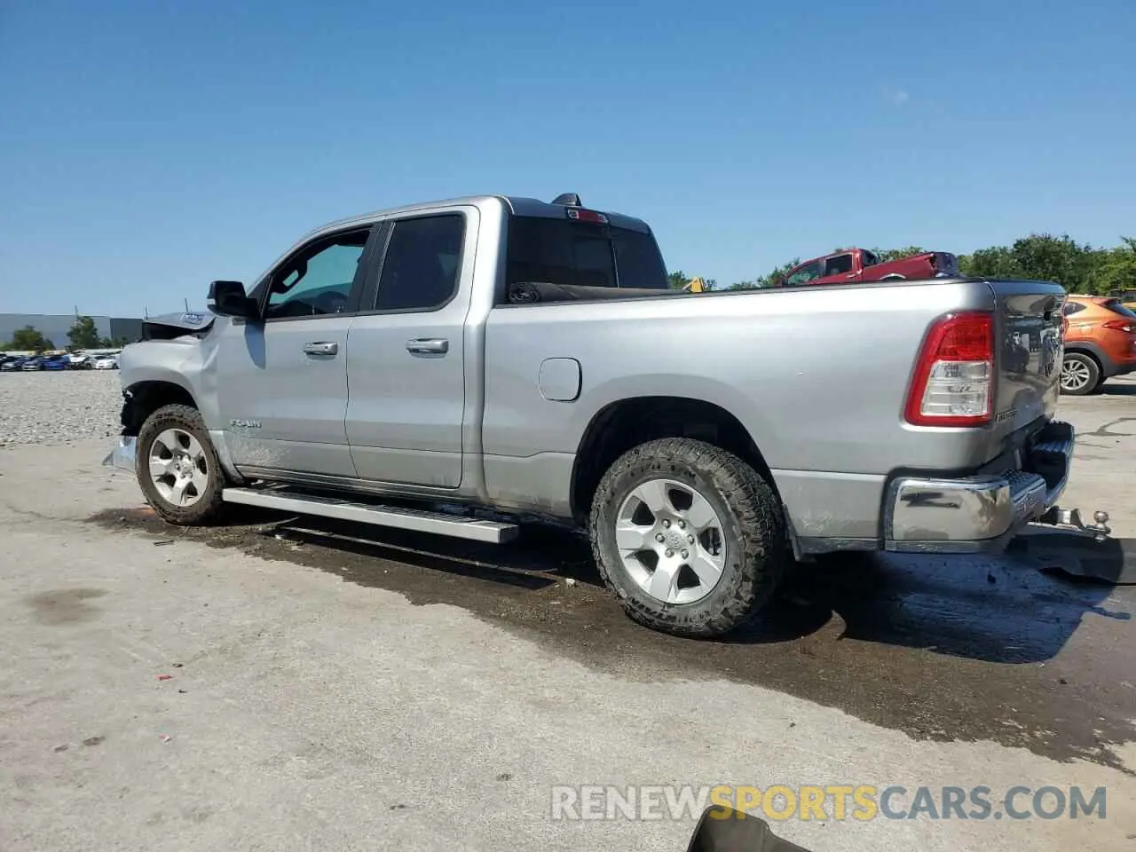 2 Photograph of a damaged car 1C6RREBG3NN373121 RAM 1500 2022