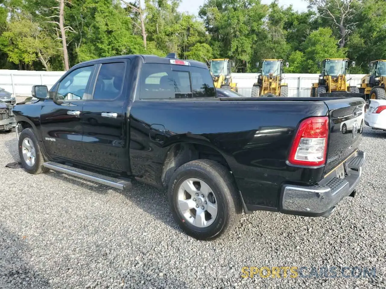 2 Photograph of a damaged car 1C6RREBT0NN389581 RAM 1500 2022
