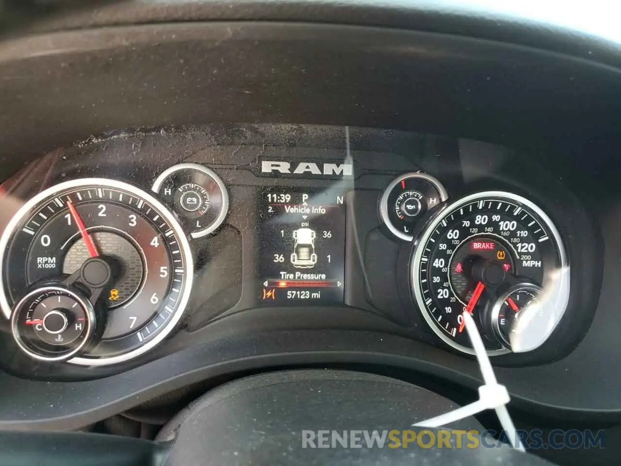 9 Фотография поврежденного автомобиля 1C6RREBT1NN201523 RAM 1500 2022