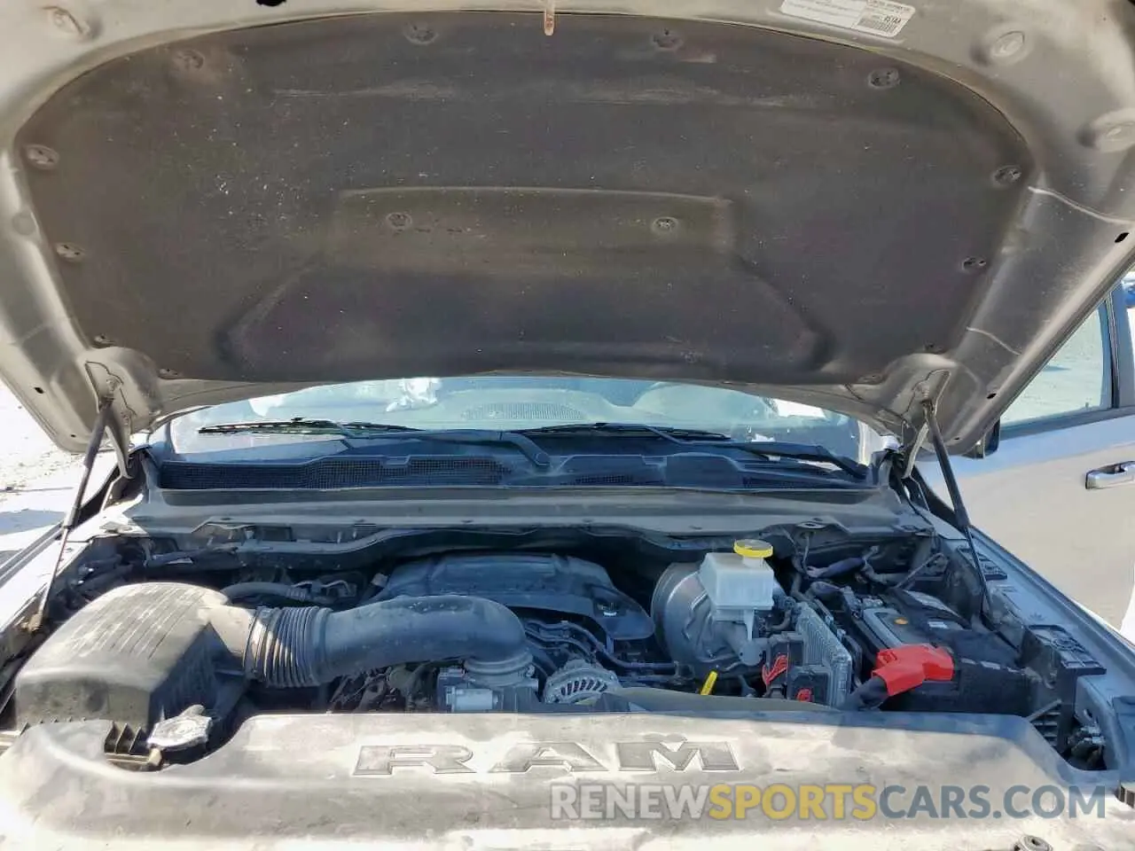 11 Photograph of a damaged car 1C6RREBT2NN190449 RAM 1500 2022