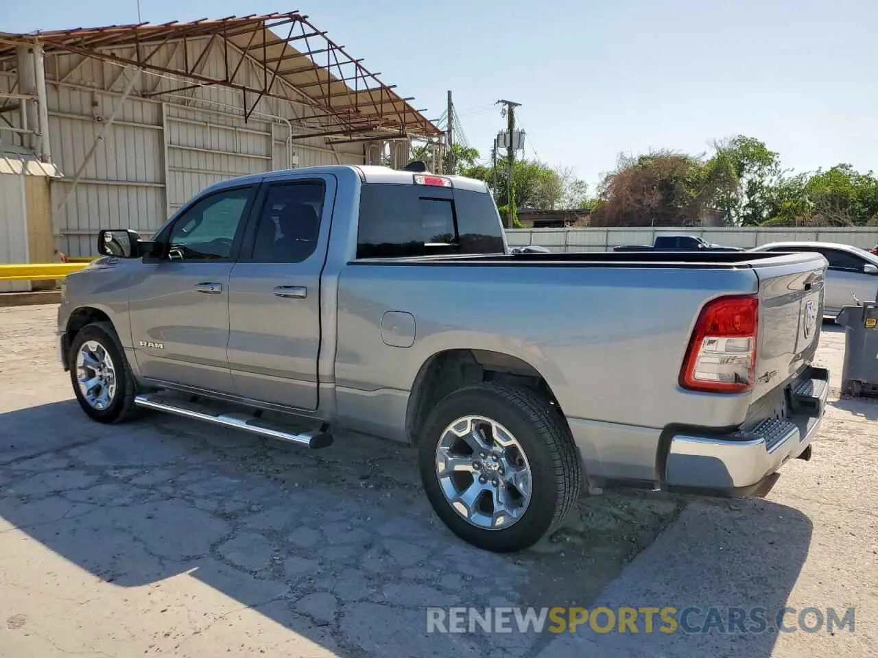2 Photograph of a damaged car 1C6RREBT2NN190449 RAM 1500 2022