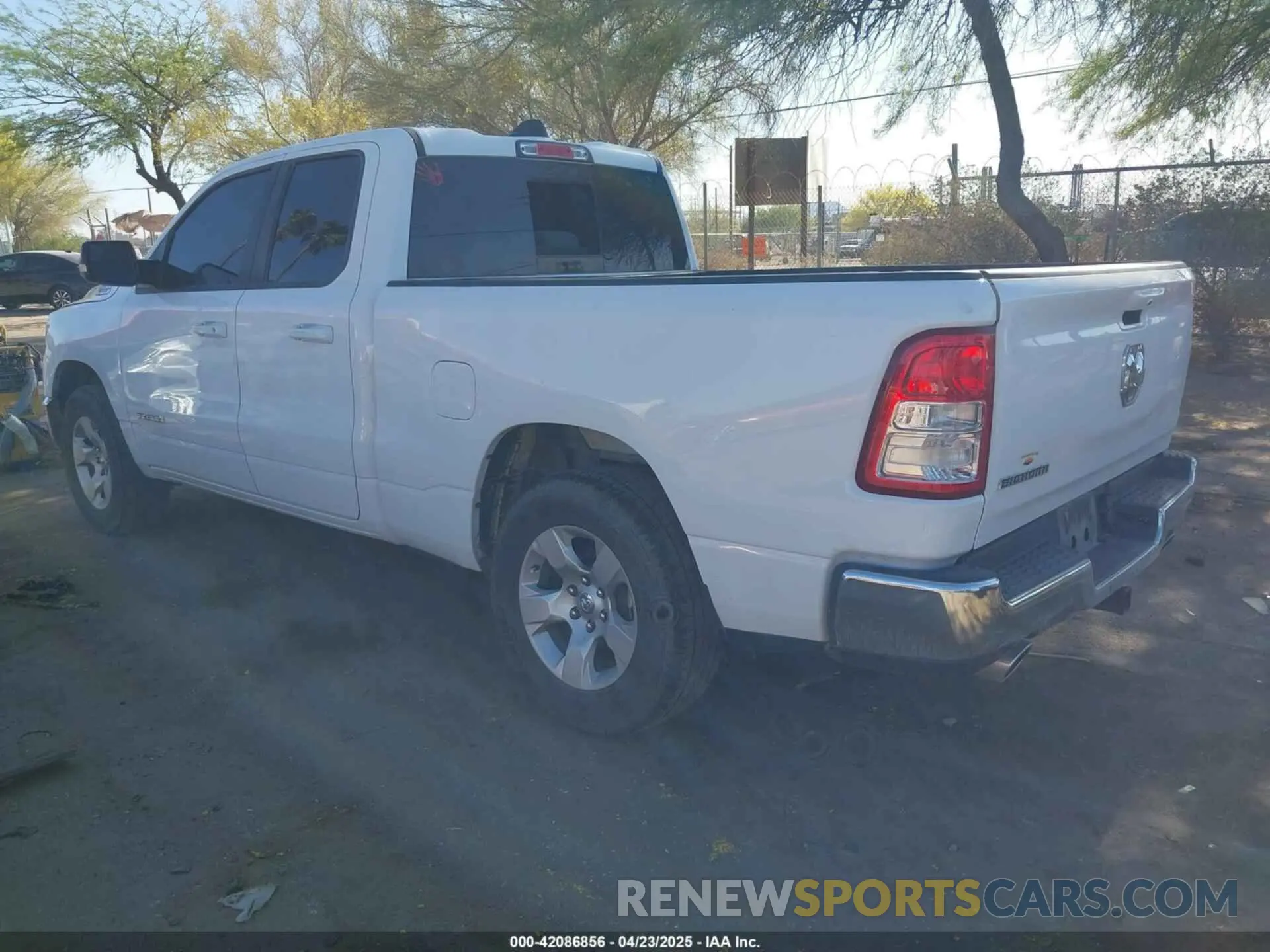 3 Photograph of a damaged car 1C6RREBT6NN274404 RAM 1500 2022