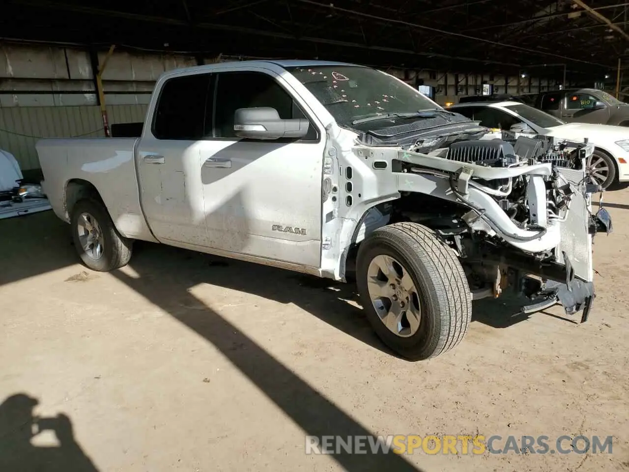 4 Фотография поврежденного автомобиля 1C6RREBT8NN201776 RAM 1500 2022