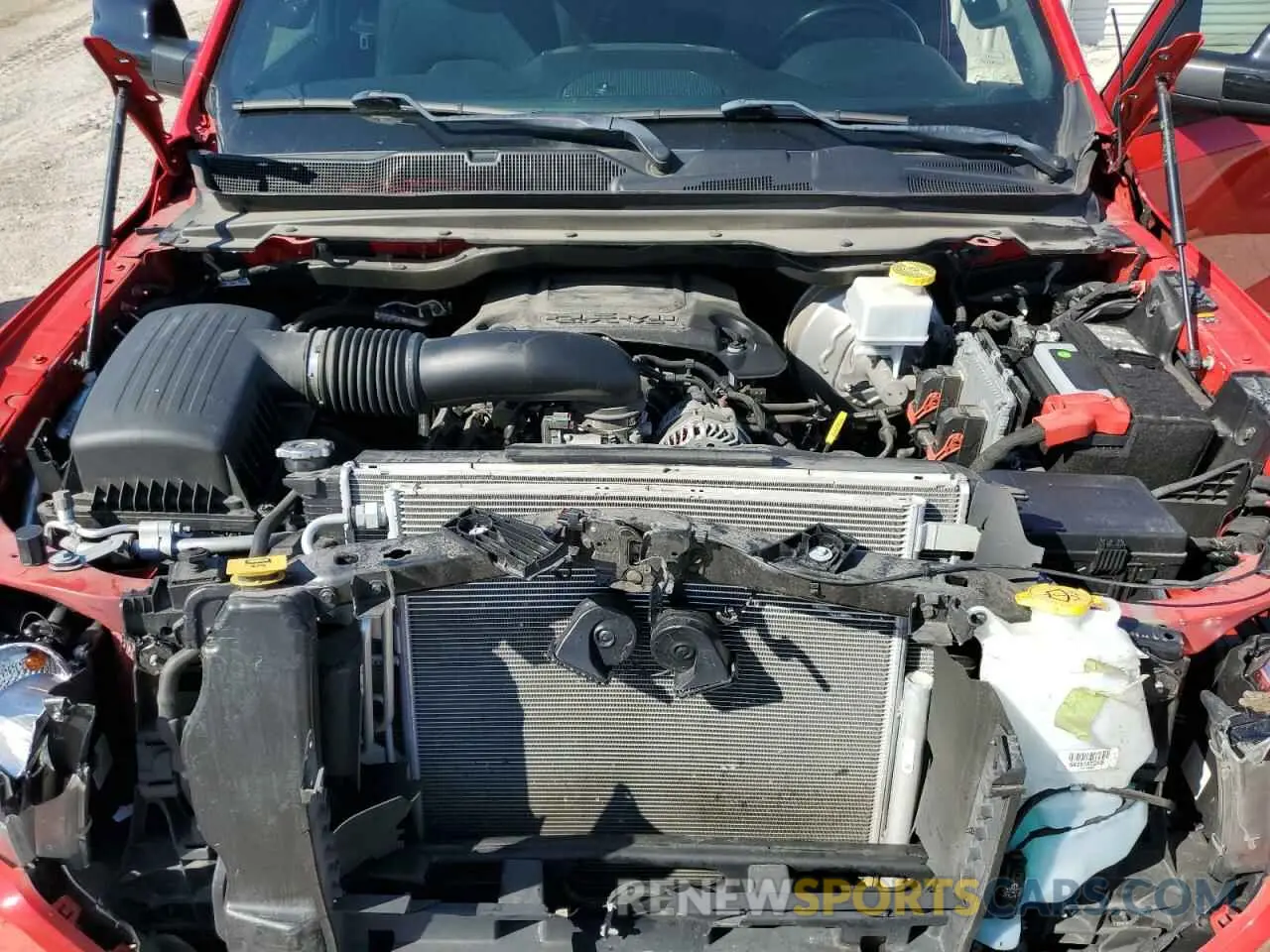 11 Фотография поврежденного автомобиля 1C6RREBTXNN350724 RAM 1500 2022