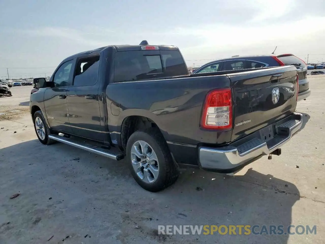 2 Photograph of a damaged car 1C6RREFG4NN202176 RAM 1500 2022