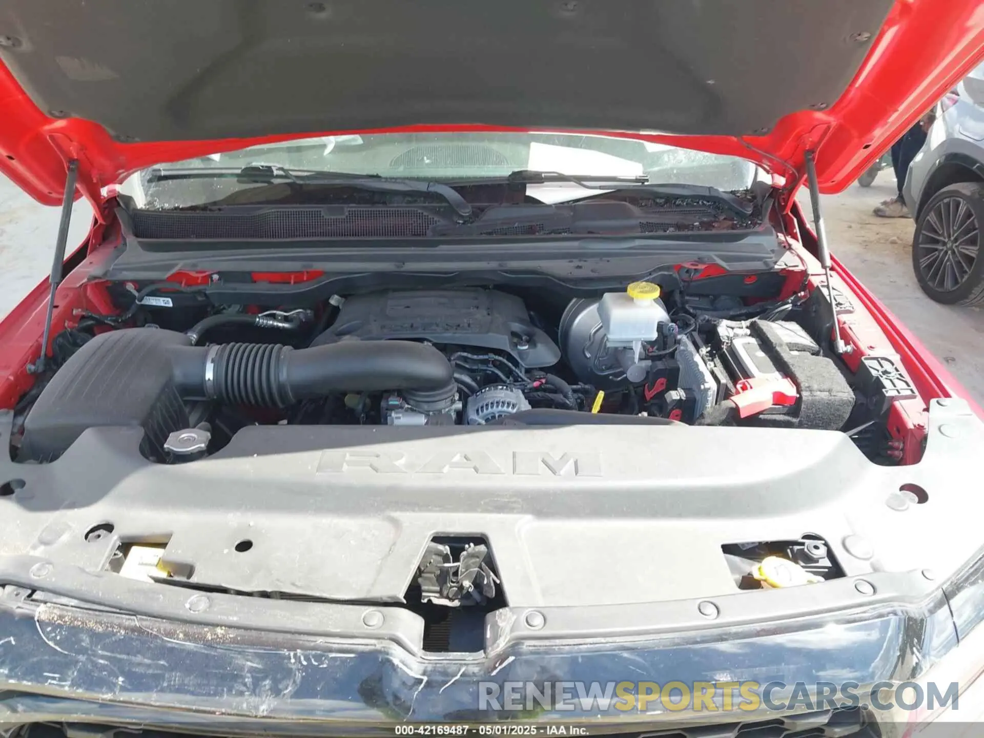 10 Фотография поврежденного автомобиля 1C6RREFT1NN178299 RAM 1500 2022