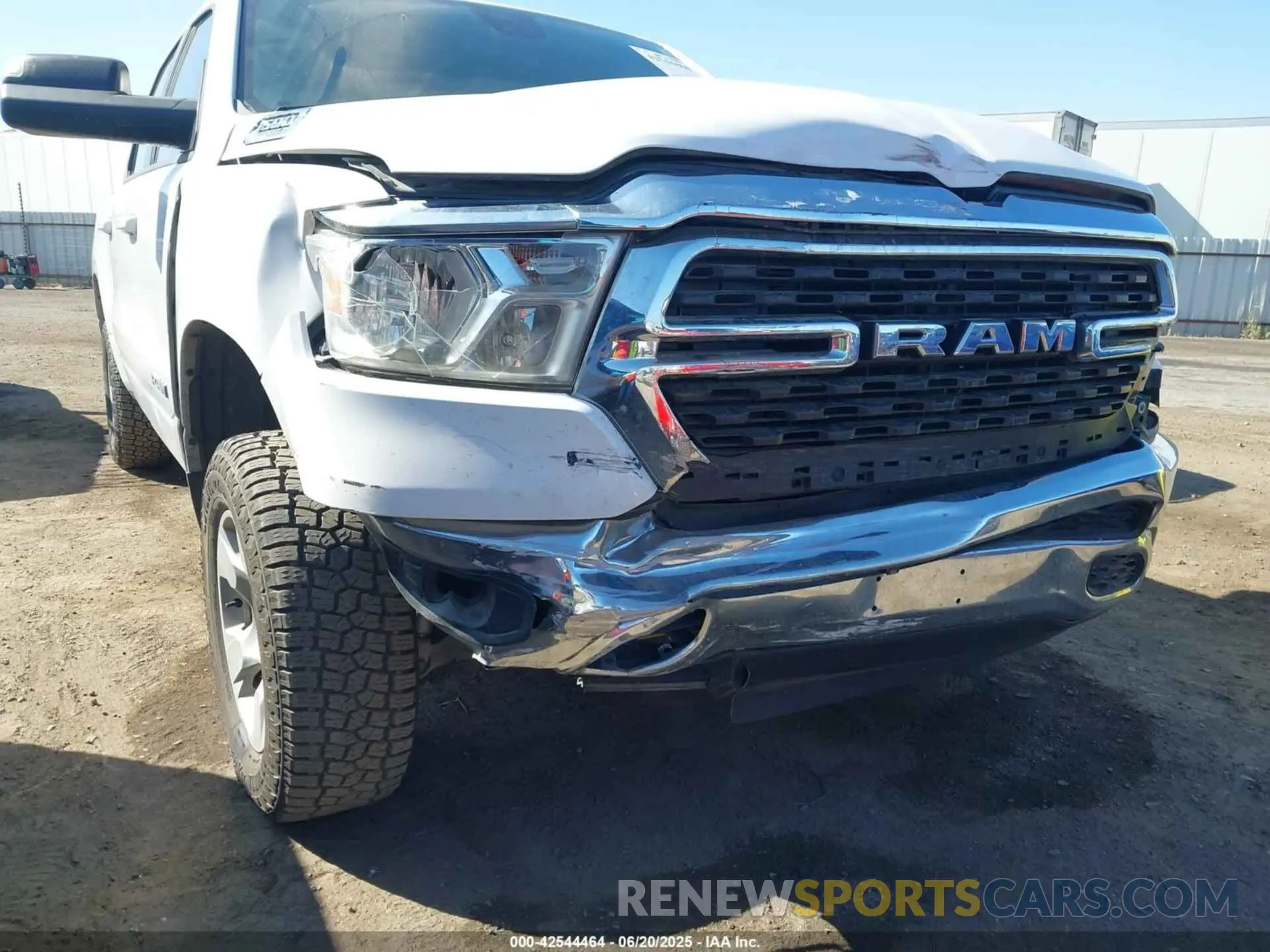 6 Photograph of a damaged car 1C6RREFT2NN261188 RAM 1500 2022