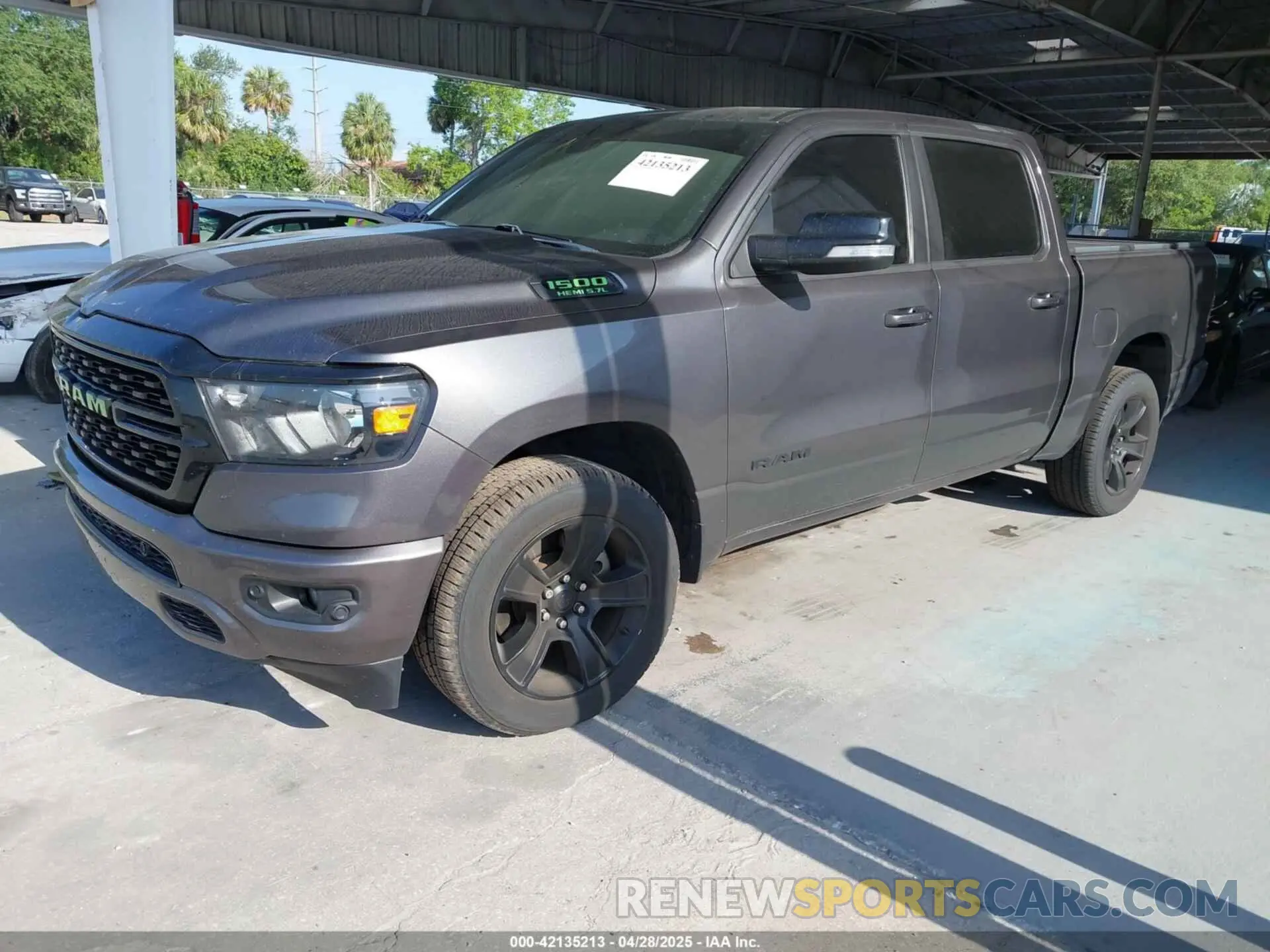 2 Photograph of a damaged car 1C6RREFT4NN218519 RAM 1500 2022
