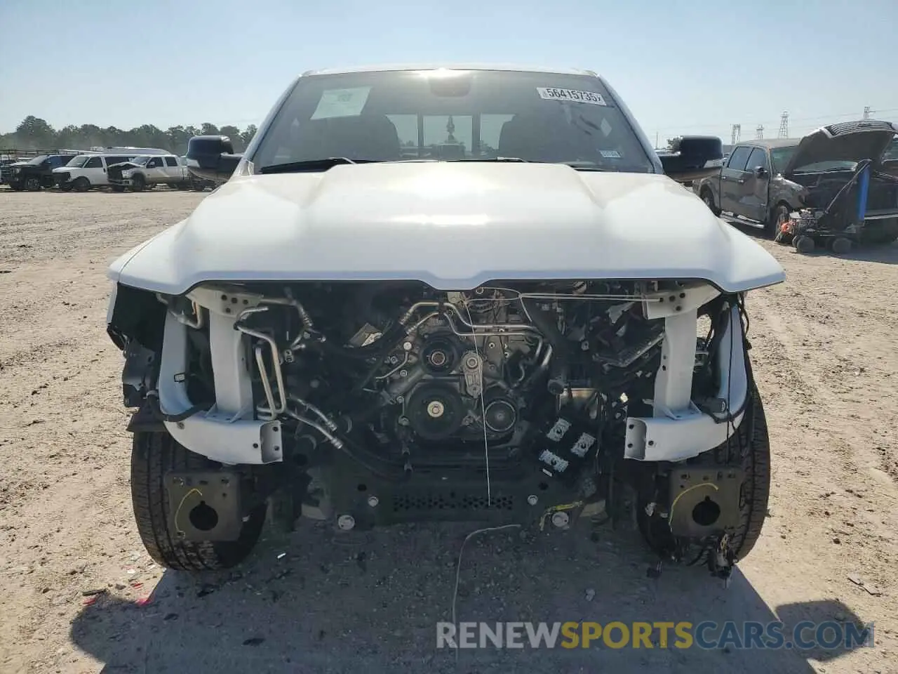 5 Photograph of a damaged car 1C6RREFT5NN389358 RAM 1500 2022