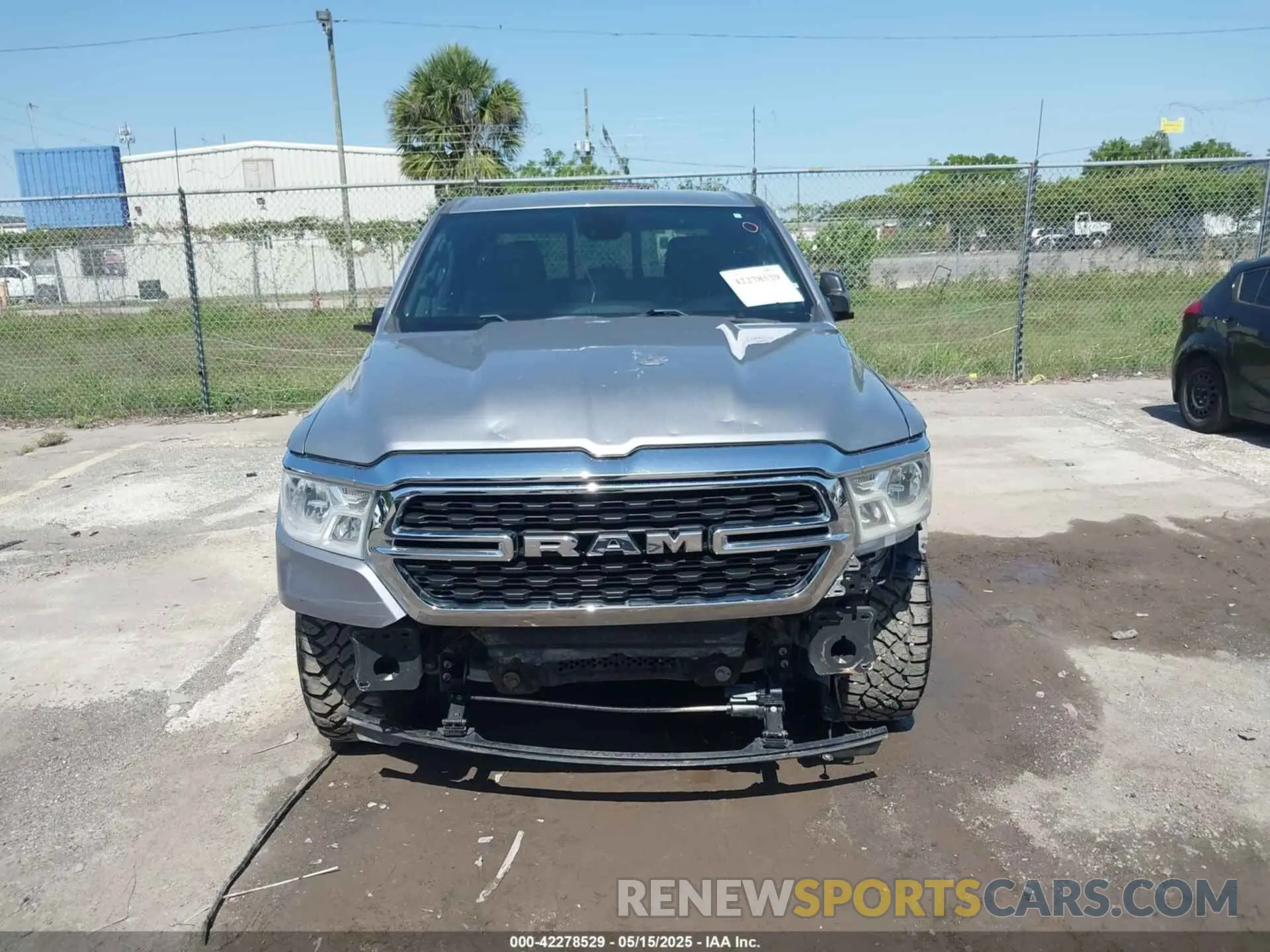 6 Photograph of a damaged car 1C6RREFTXNN254344 RAM 1500 2022