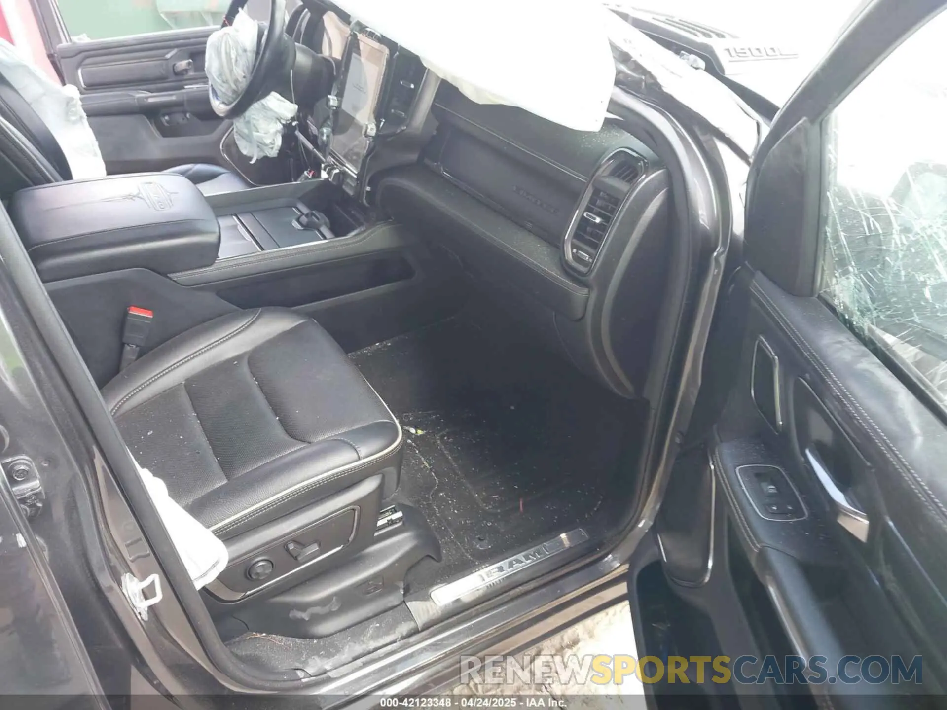 5 Фотография поврежденного автомобиля 1C6RREHT8NN187076 RAM 1500 2022