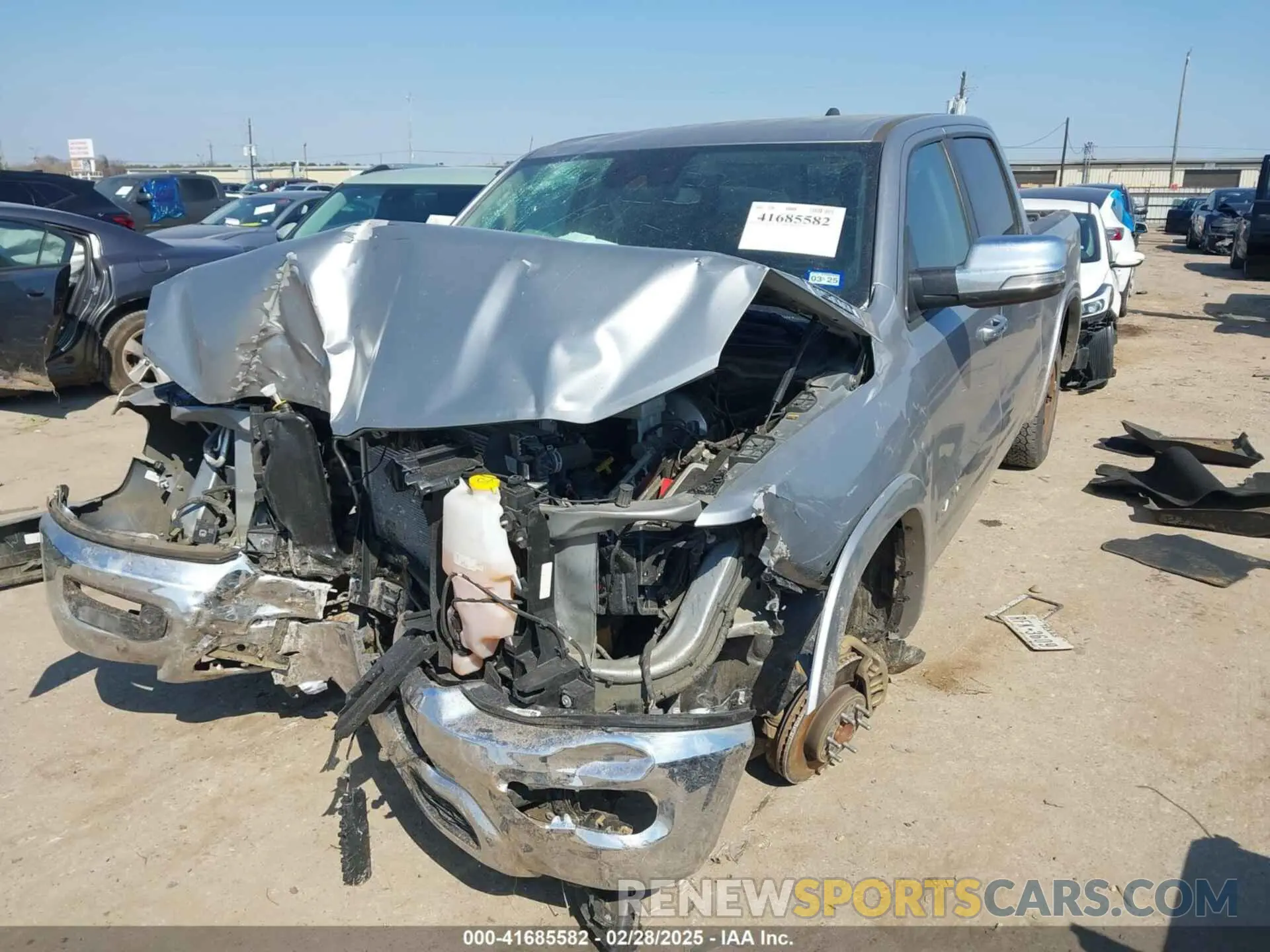 6 Photograph of a damaged car 1C6RREJT0NN169388 RAM 1500 2022