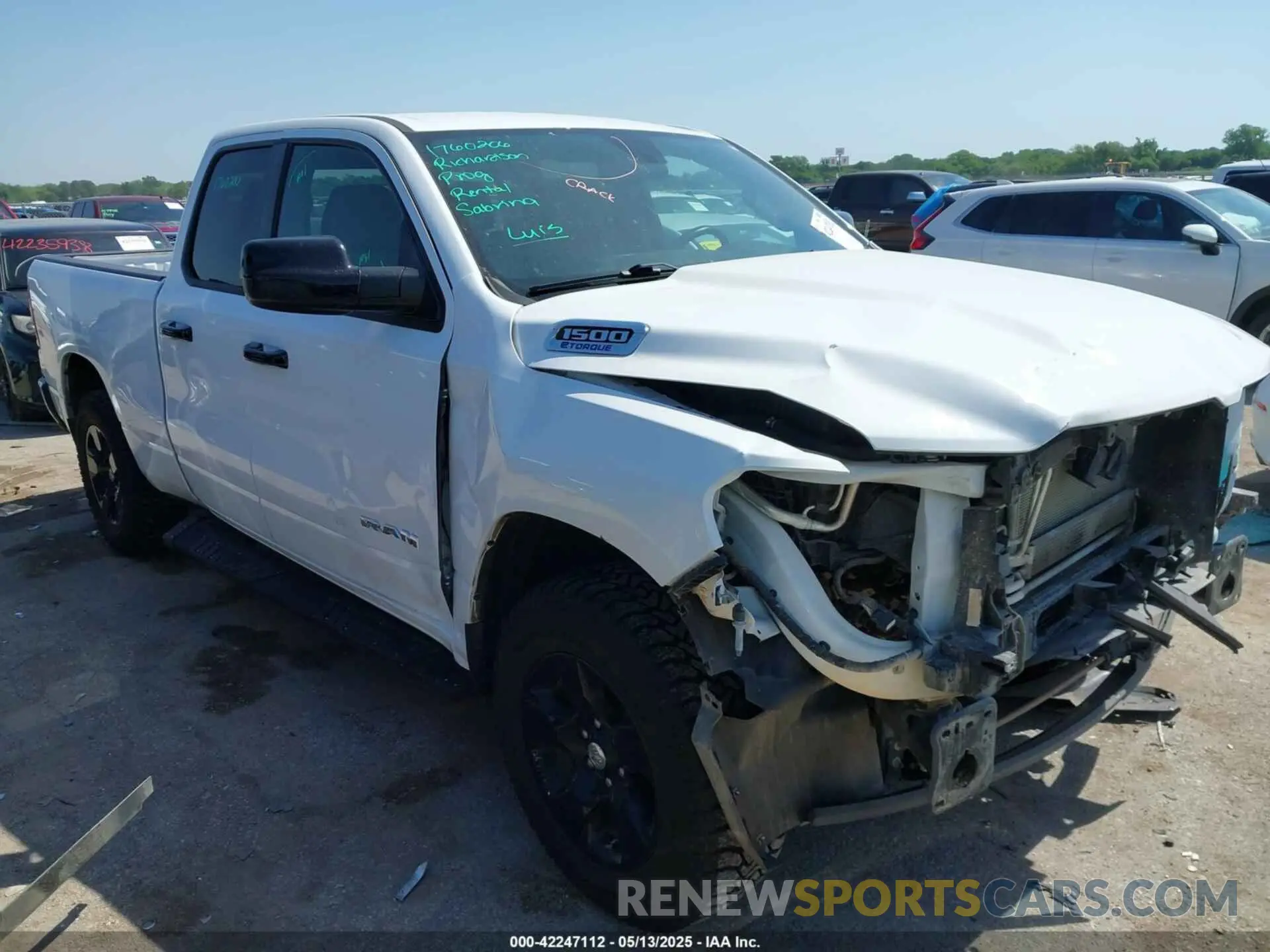 1 Photograph of a damaged car 1C6RRFBG0NN287478 RAM 1500 2022