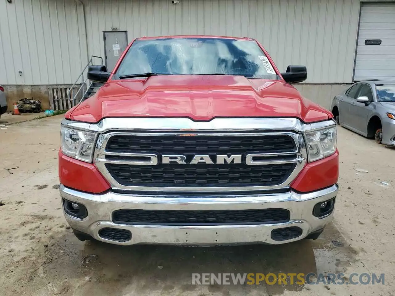 5 Photograph of a damaged car 1C6RRFBG1NN480304 RAM 1500 2022