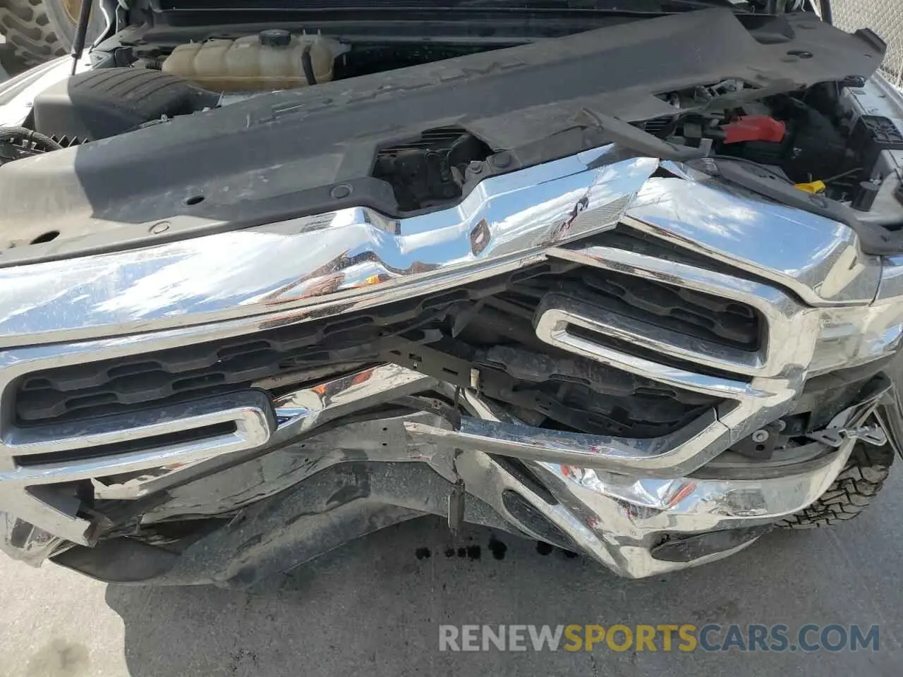 11 Photograph of a damaged car 1C6RRFBG2NN423920 RAM 1500 2022