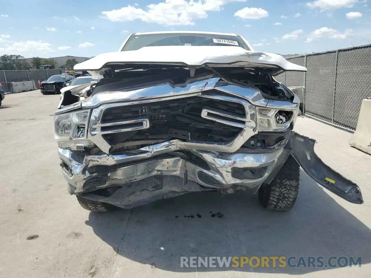 5 Photograph of a damaged car 1C6RRFBG2NN423920 RAM 1500 2022