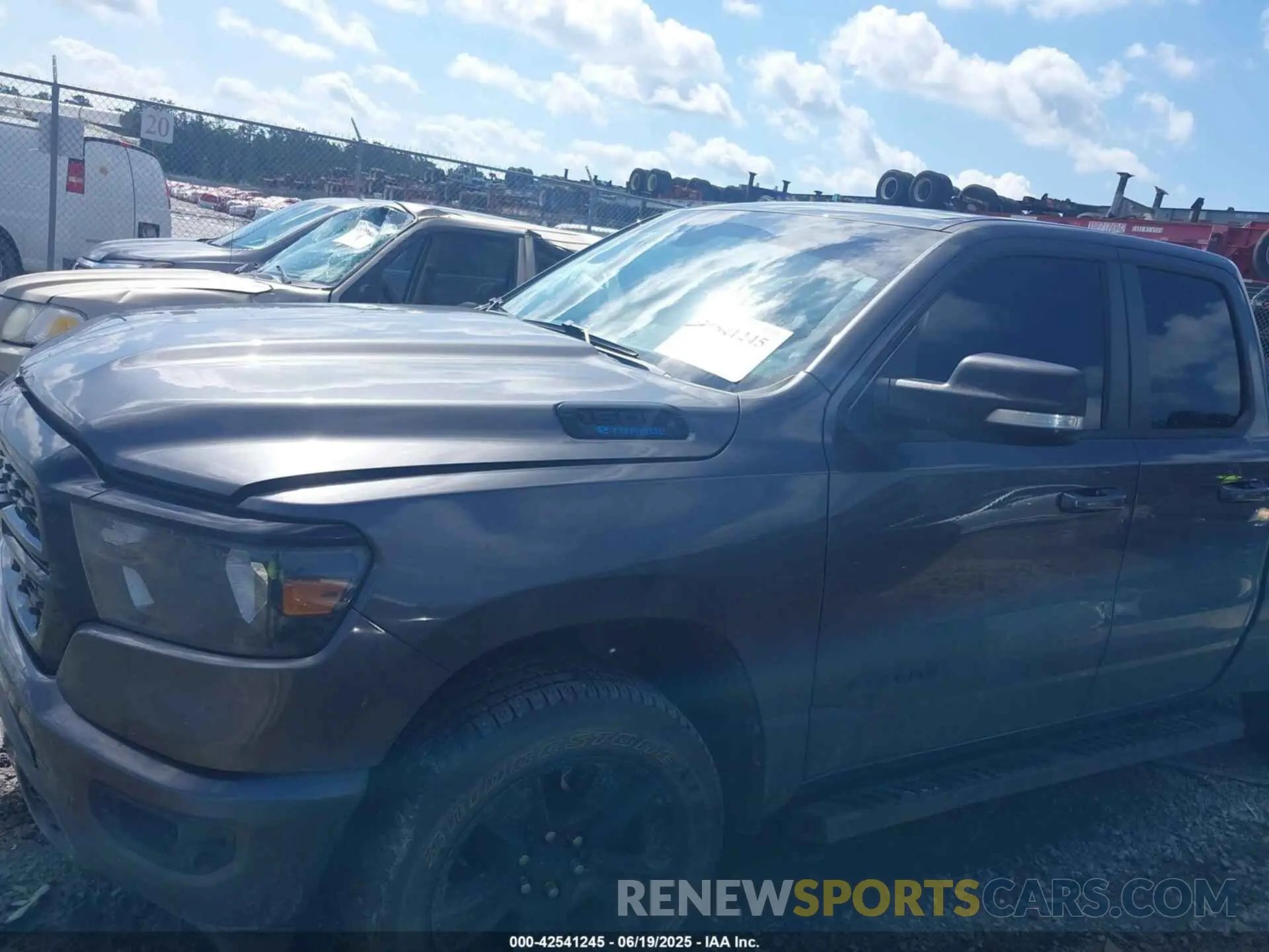 14 Photograph of a damaged car 1C6RRFBG6NN226099 RAM 1500 2022