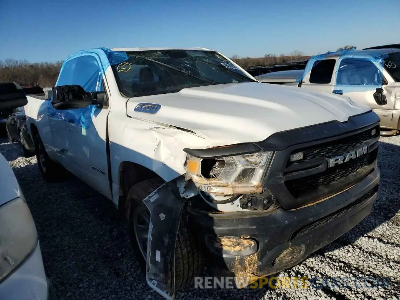 4 Photograph of a damaged car 1C6RRFCG2NN384115 RAM 1500 2022