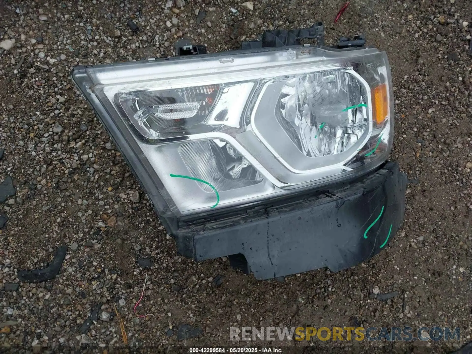 12 Фотография поврежденного автомобиля 1C6RRFFG0NN327925 RAM 1500 2022