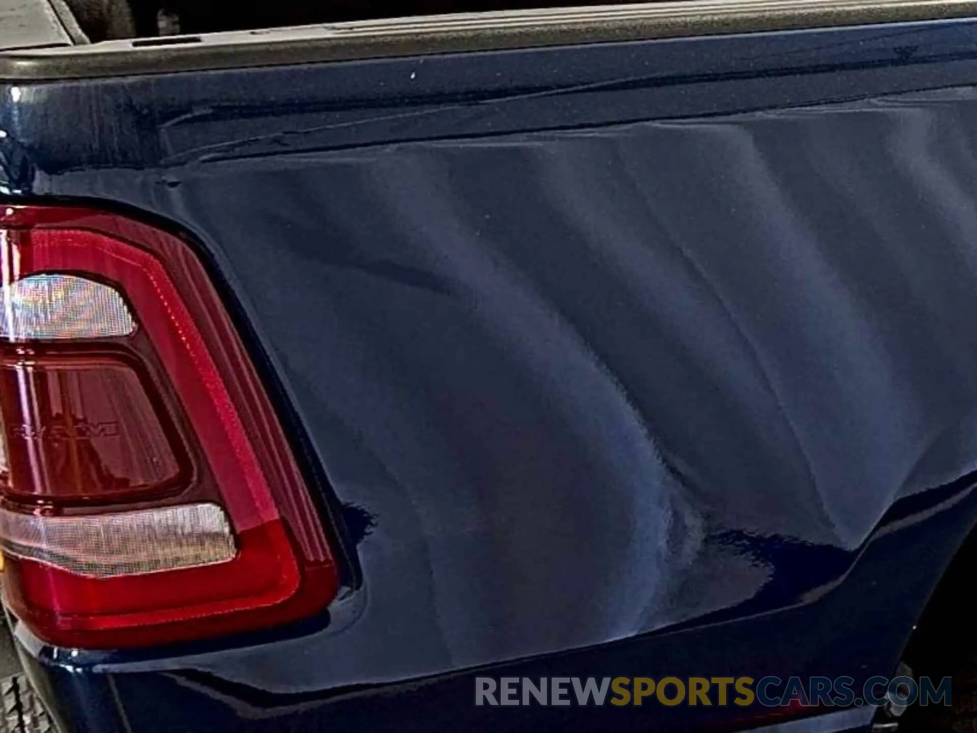 8 Photograph of a damaged car 1C6RRFFG1NN179042 RAM 1500 2022