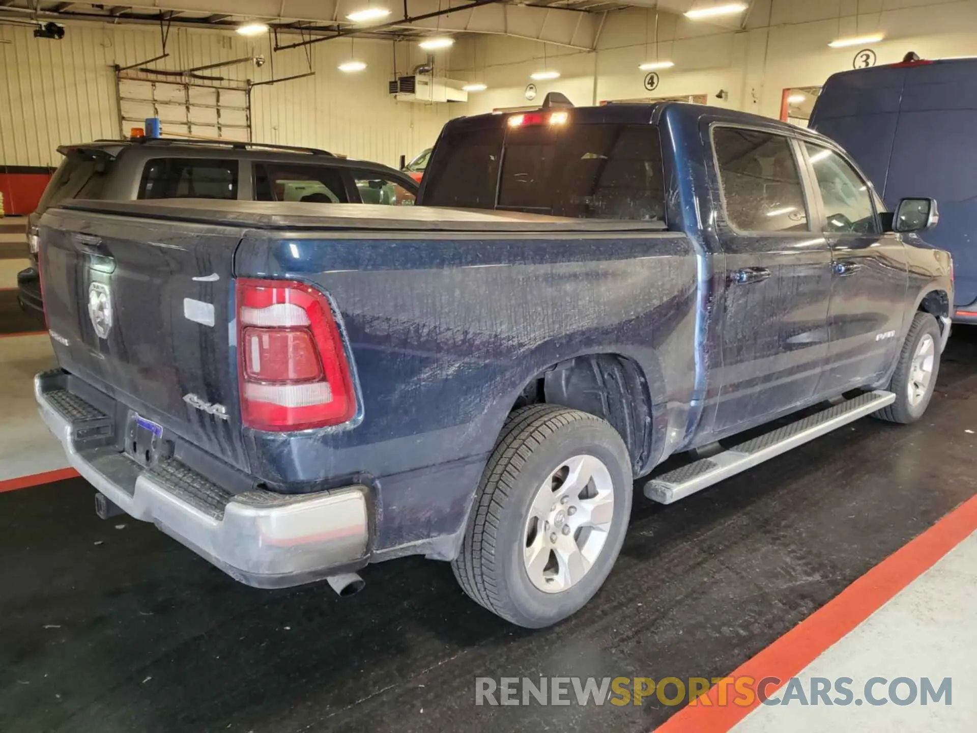 16 Photograph of a damaged car 1C6RRFFG1NN190932 RAM 1500 2022