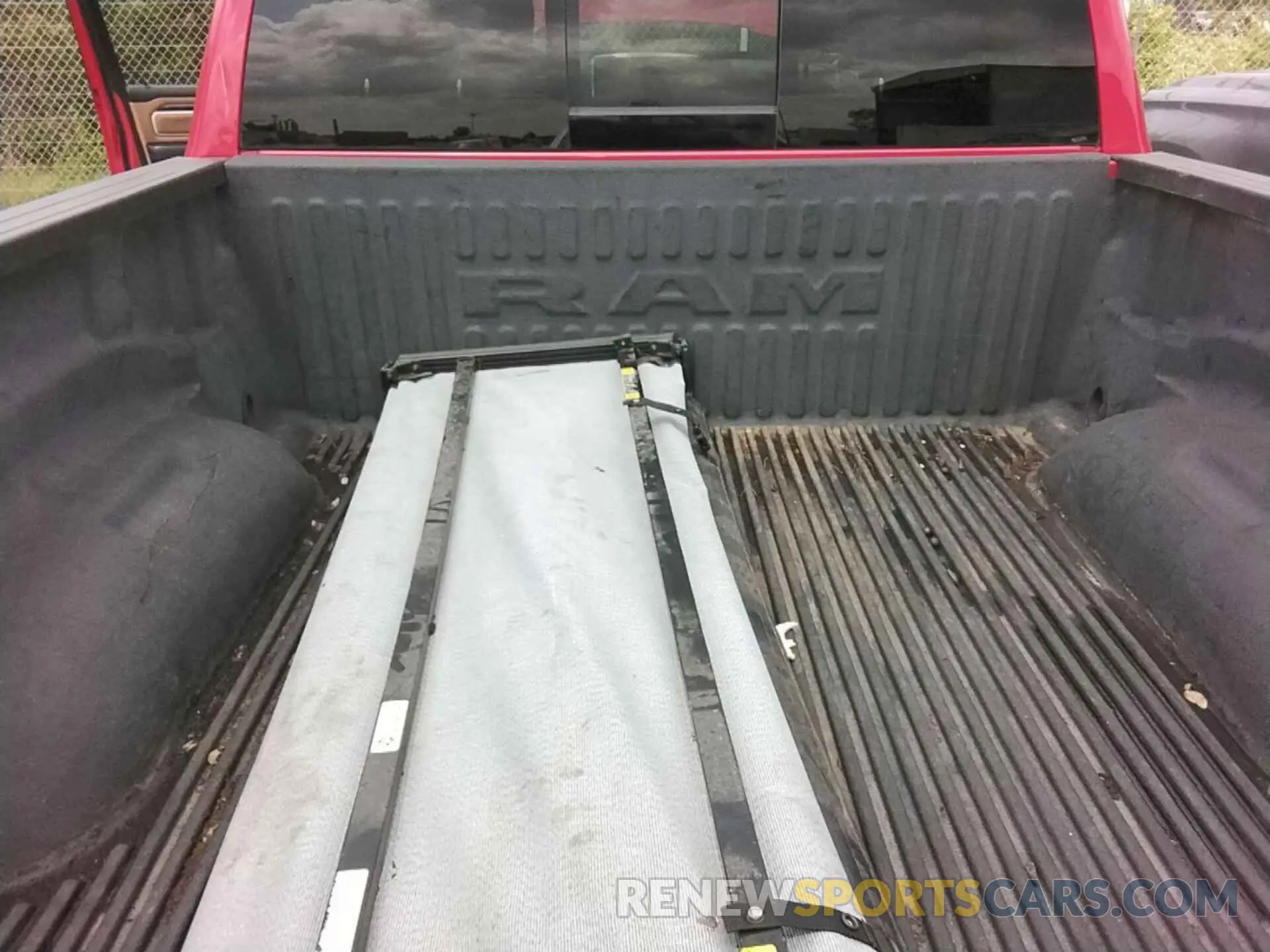 12 Photograph of a damaged car 1C6RRFFG2NN178997 RAM 1500 2022