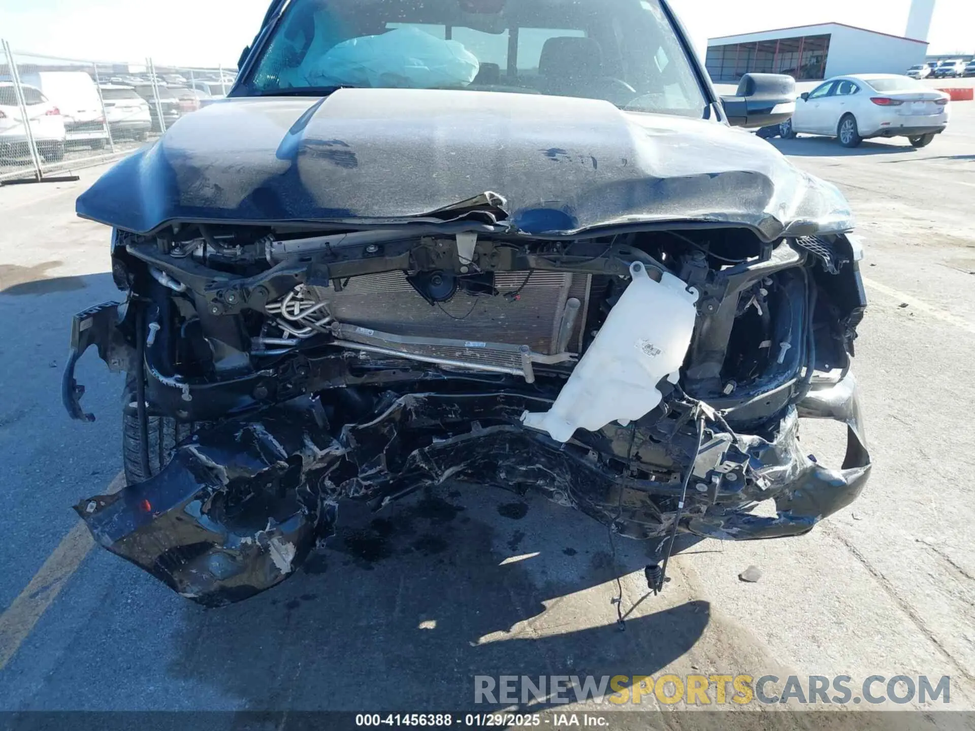 6 Фотография поврежденного автомобиля 1C6RRFFG3NN427016 RAM 1500 2022