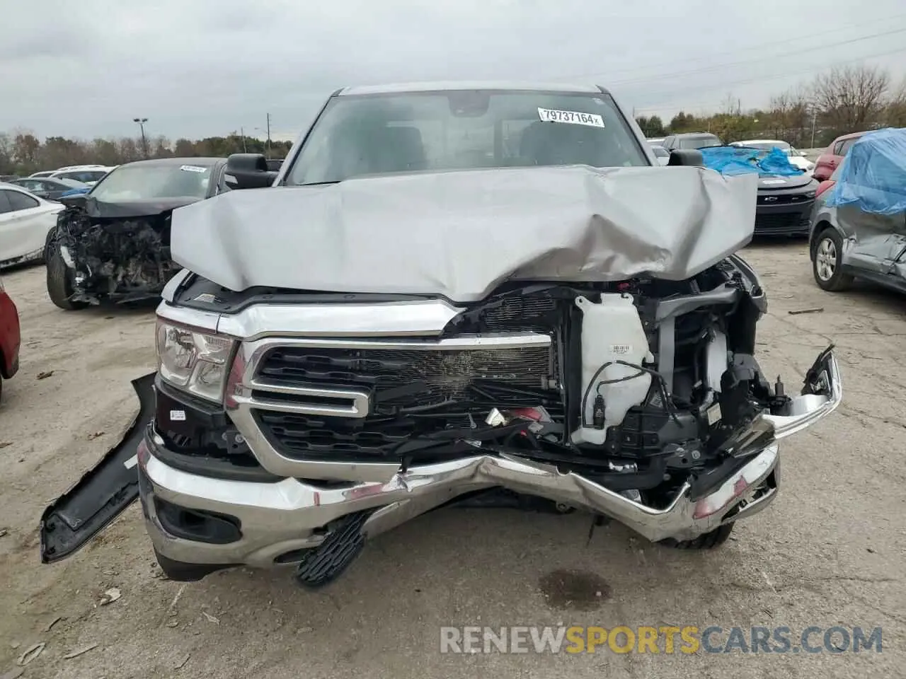 5 Photograph of a damaged car 1C6RRFFG3NN455138 RAM 1500 2022
