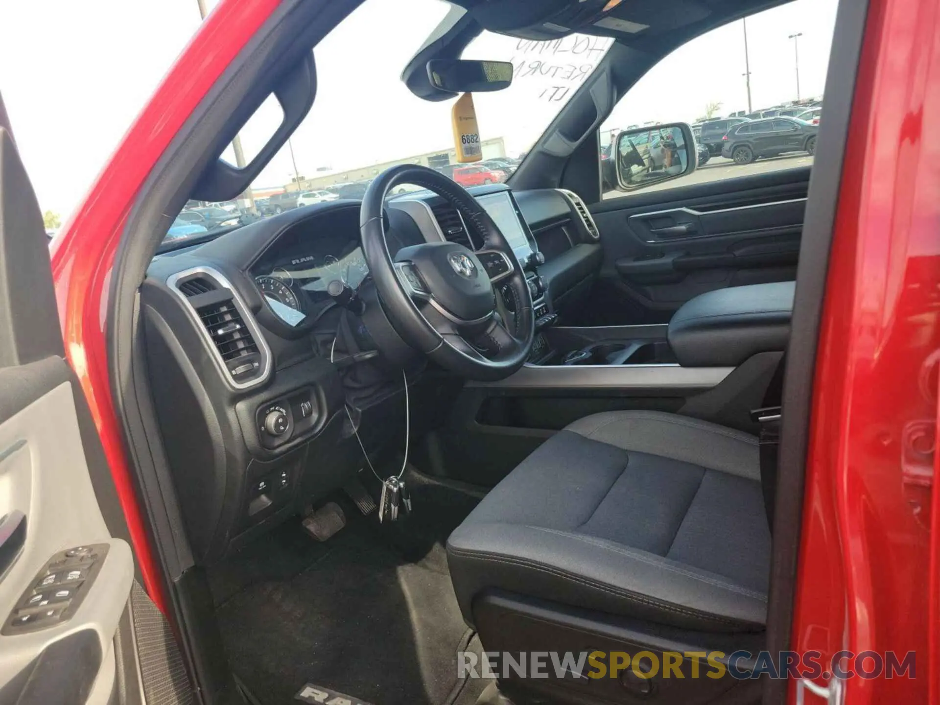 31 Photograph of a damaged car 1C6RRFFG6NN179022 RAM 1500 2022
