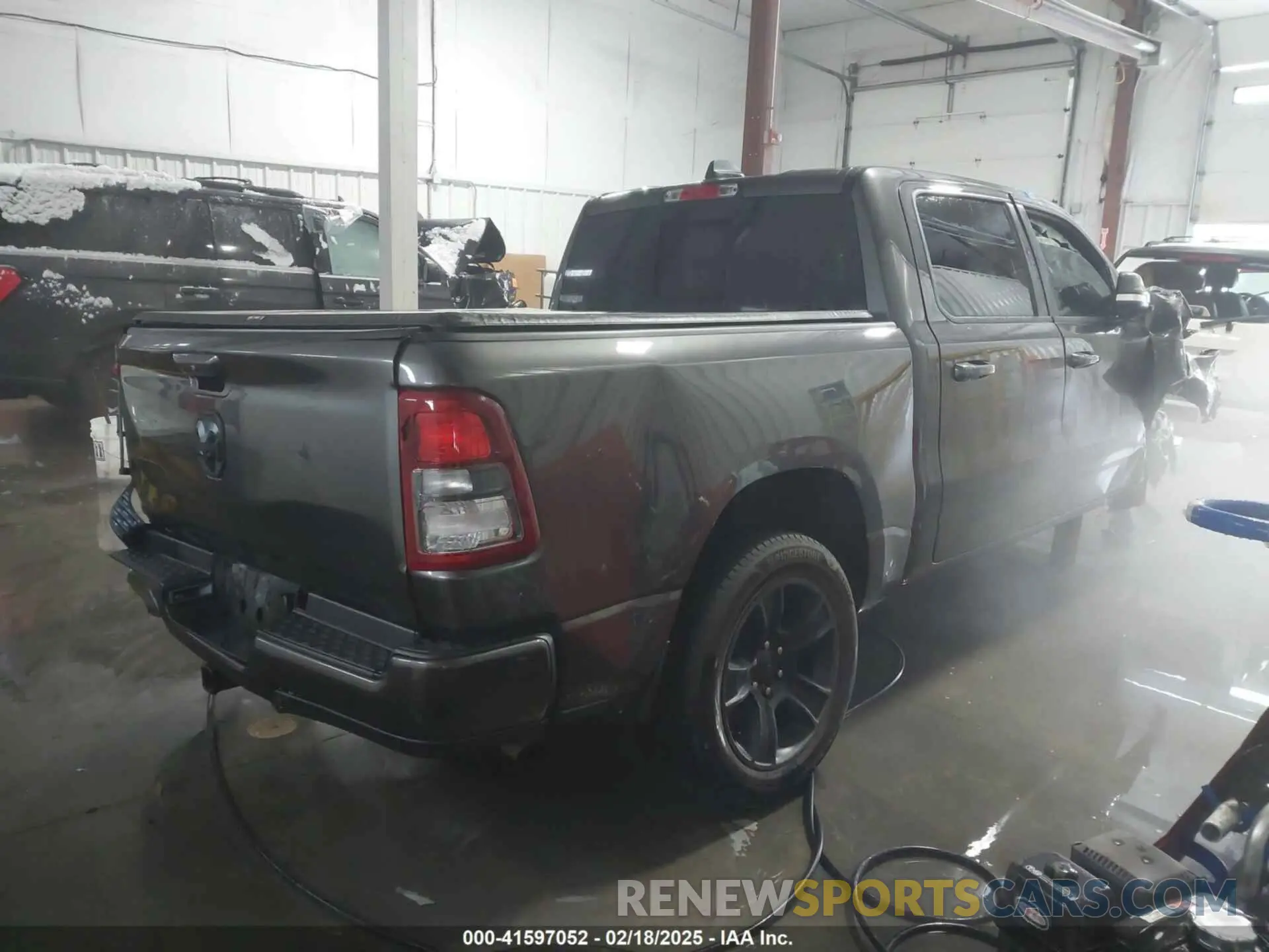 4 Фотография поврежденного автомобиля 1C6RRFFG6NN225710 RAM 1500 2022
