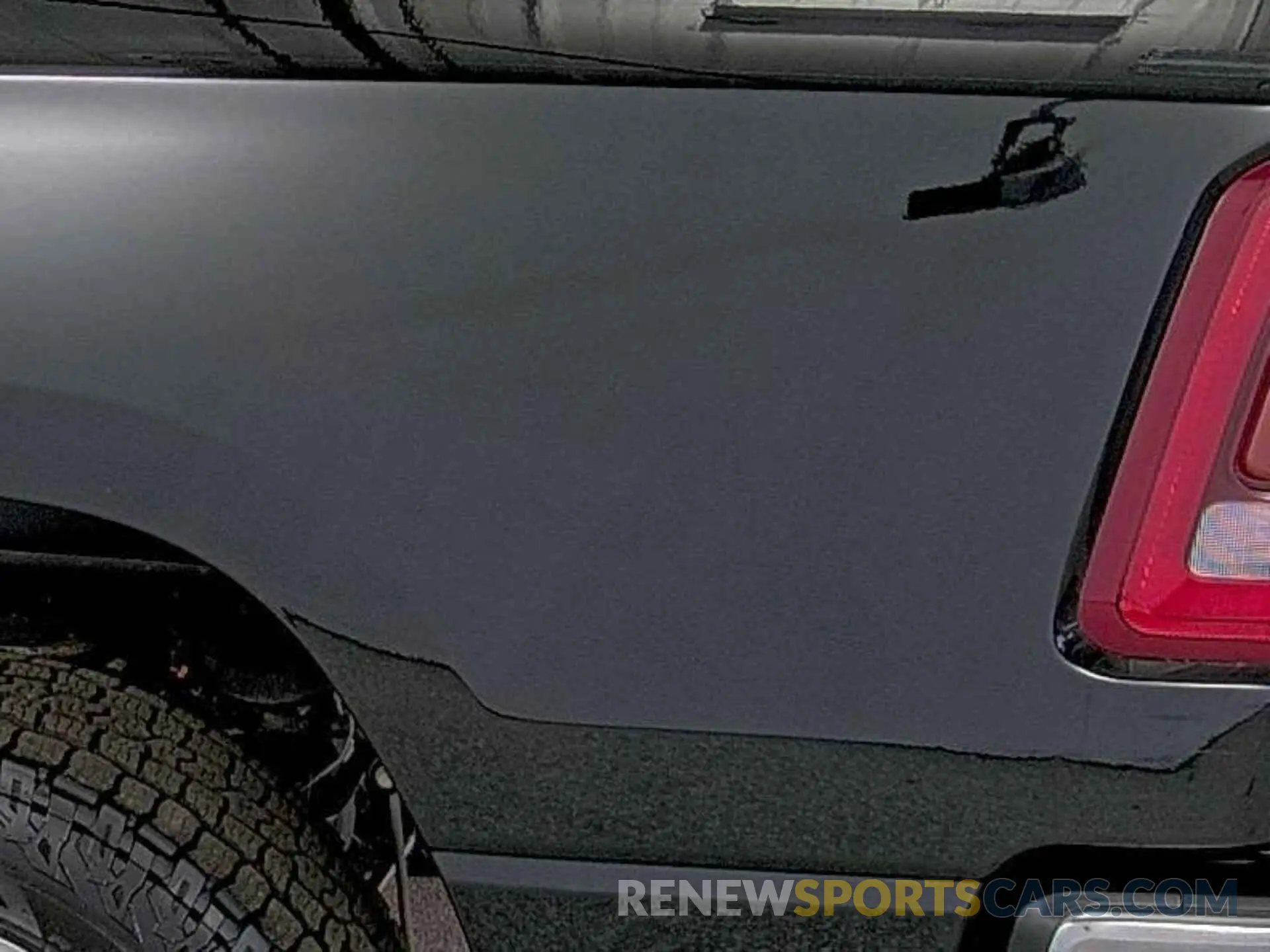 20 Photograph of a damaged car 1C6RRFFG7NN179045 RAM 1500 2022