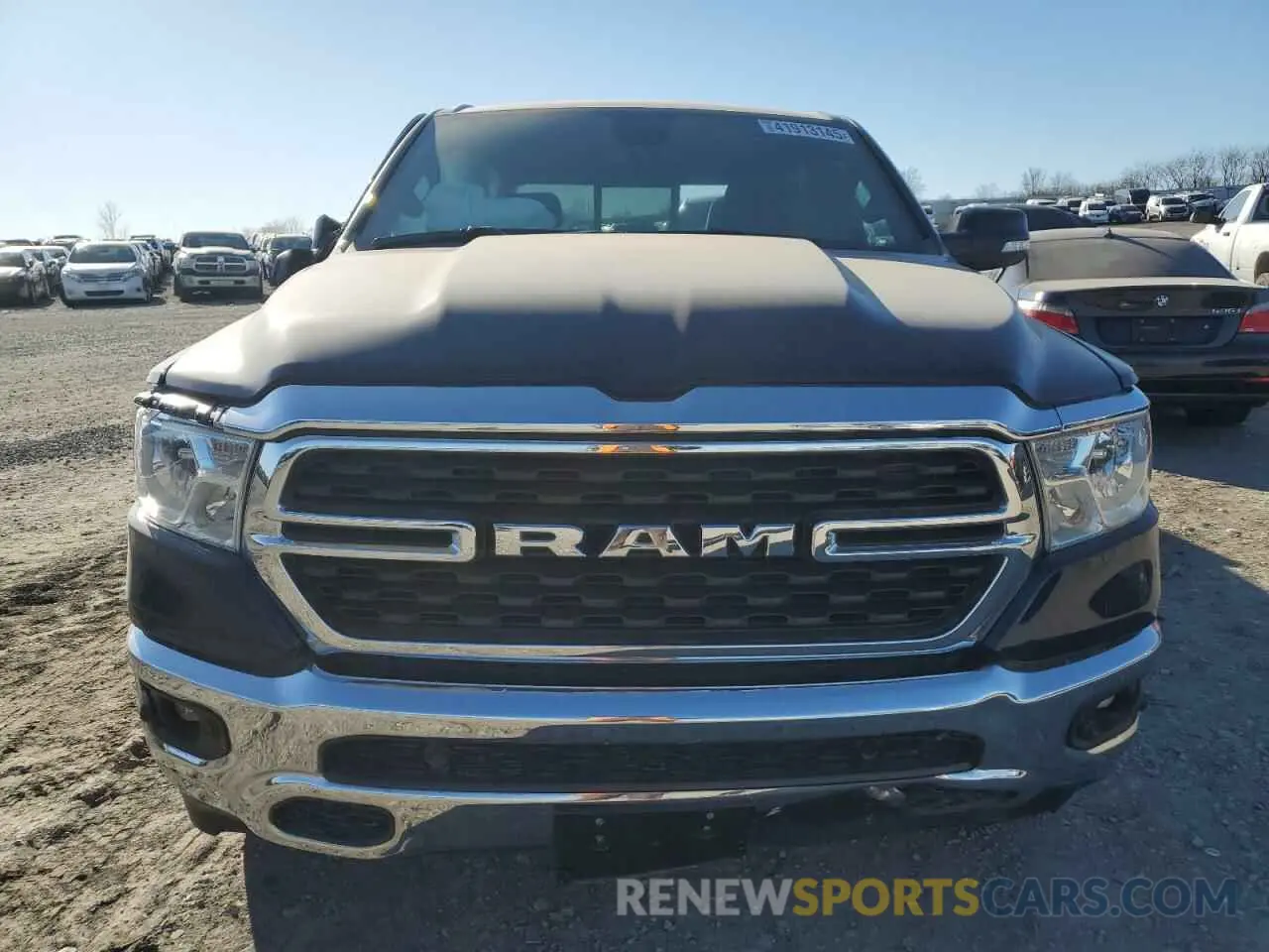 5 Photograph of a damaged car 1C6RRFFG9NN300707 RAM 1500 2022