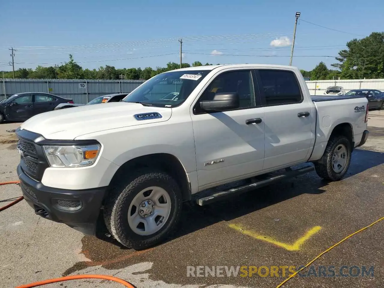 1 Photograph of a damaged car 1C6RRFGGXNN432485 RAM 1500 2022